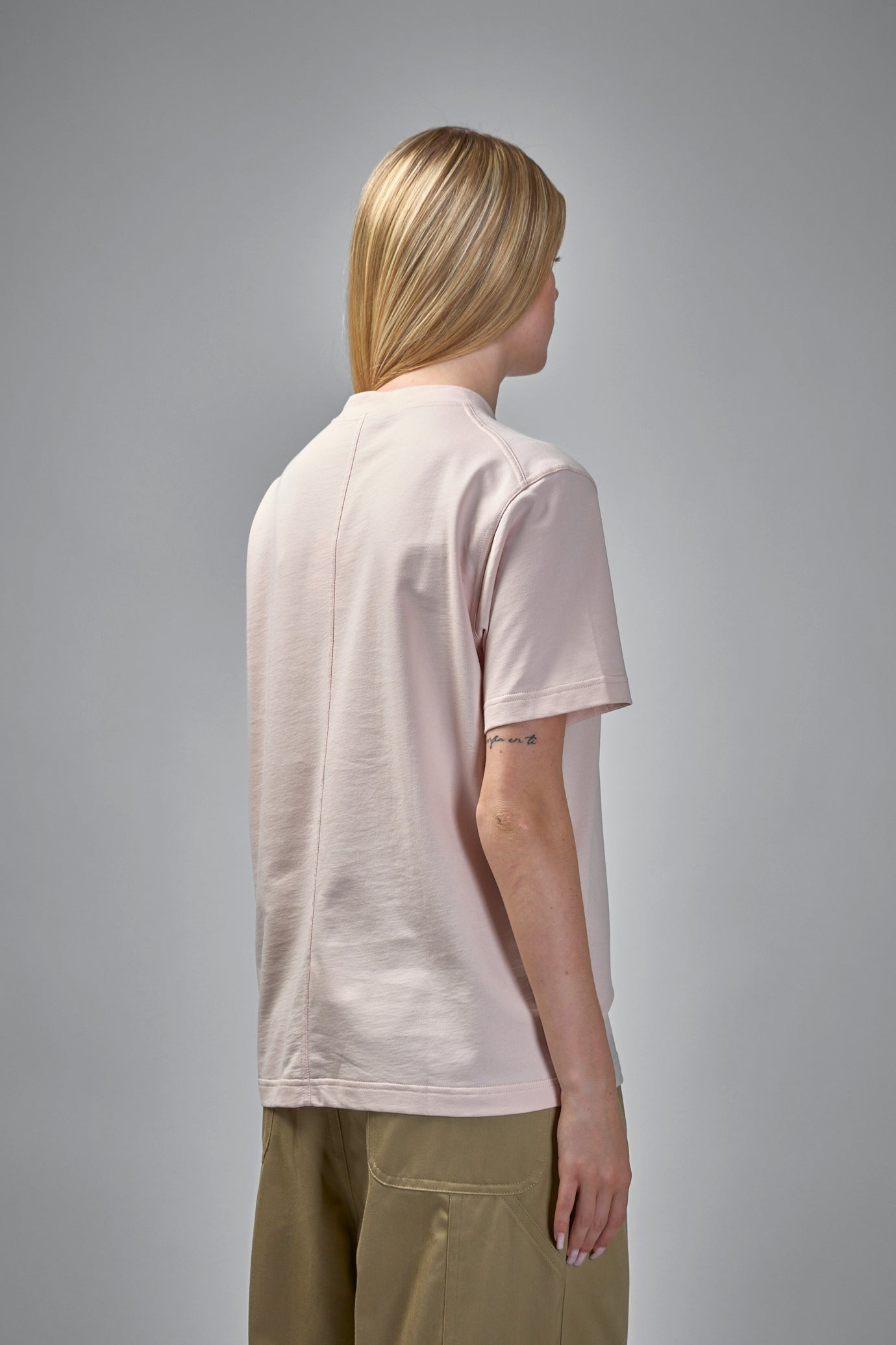 Tag T-Shirt C-Neck Short Sleeves Knit - 3