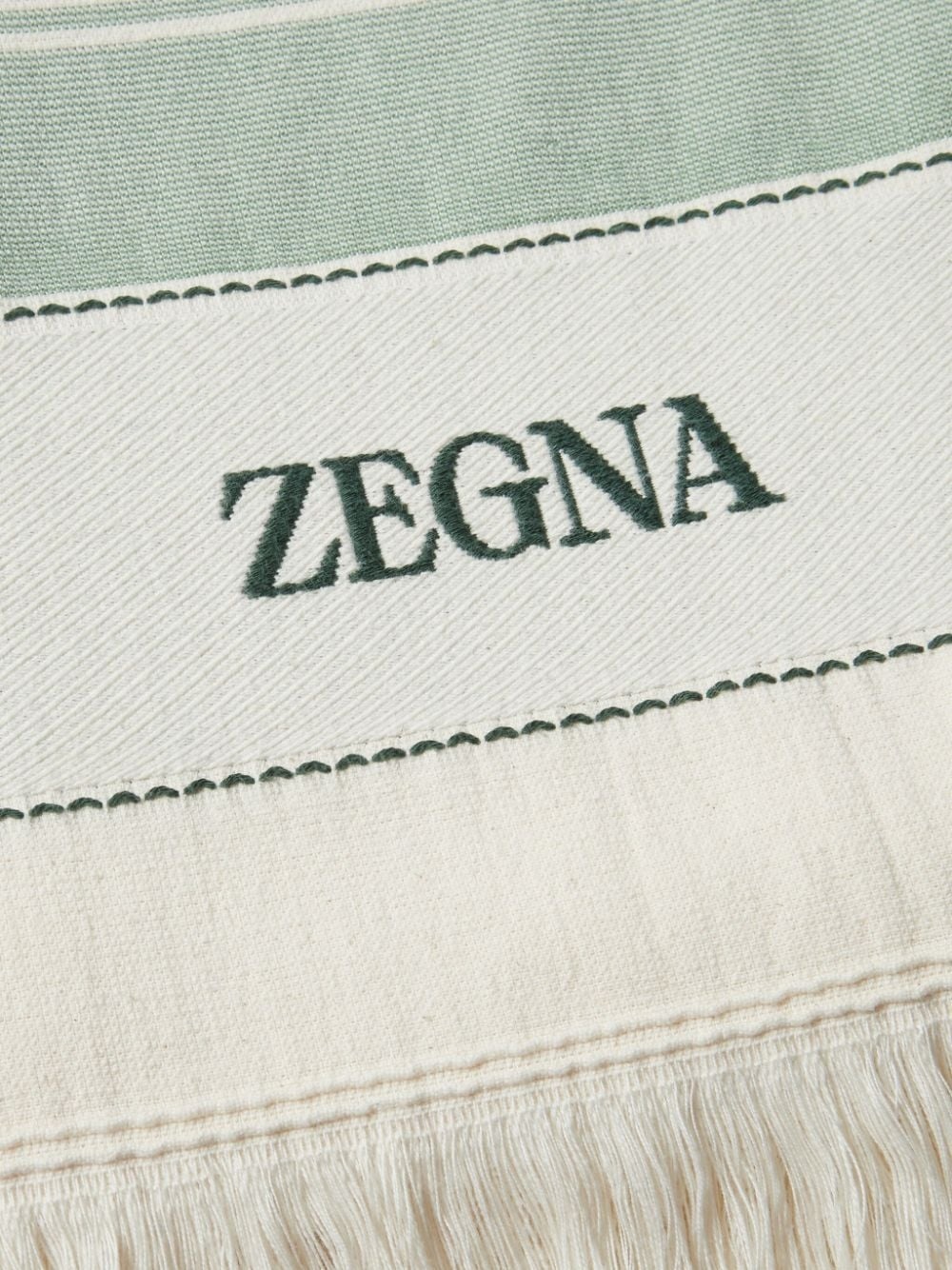 logo-embroidered cotton beach towel - 2
