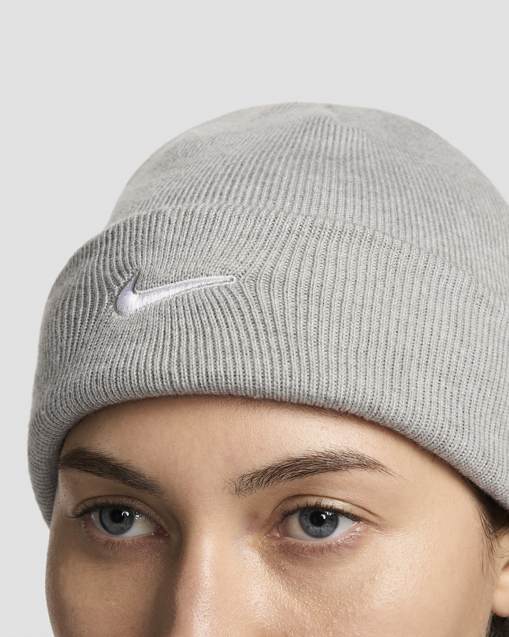 Nike Terra Swoosh Beanie - 4