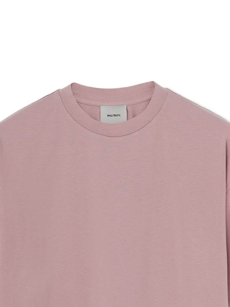 HALFBOY®️ over T-shirt outlook