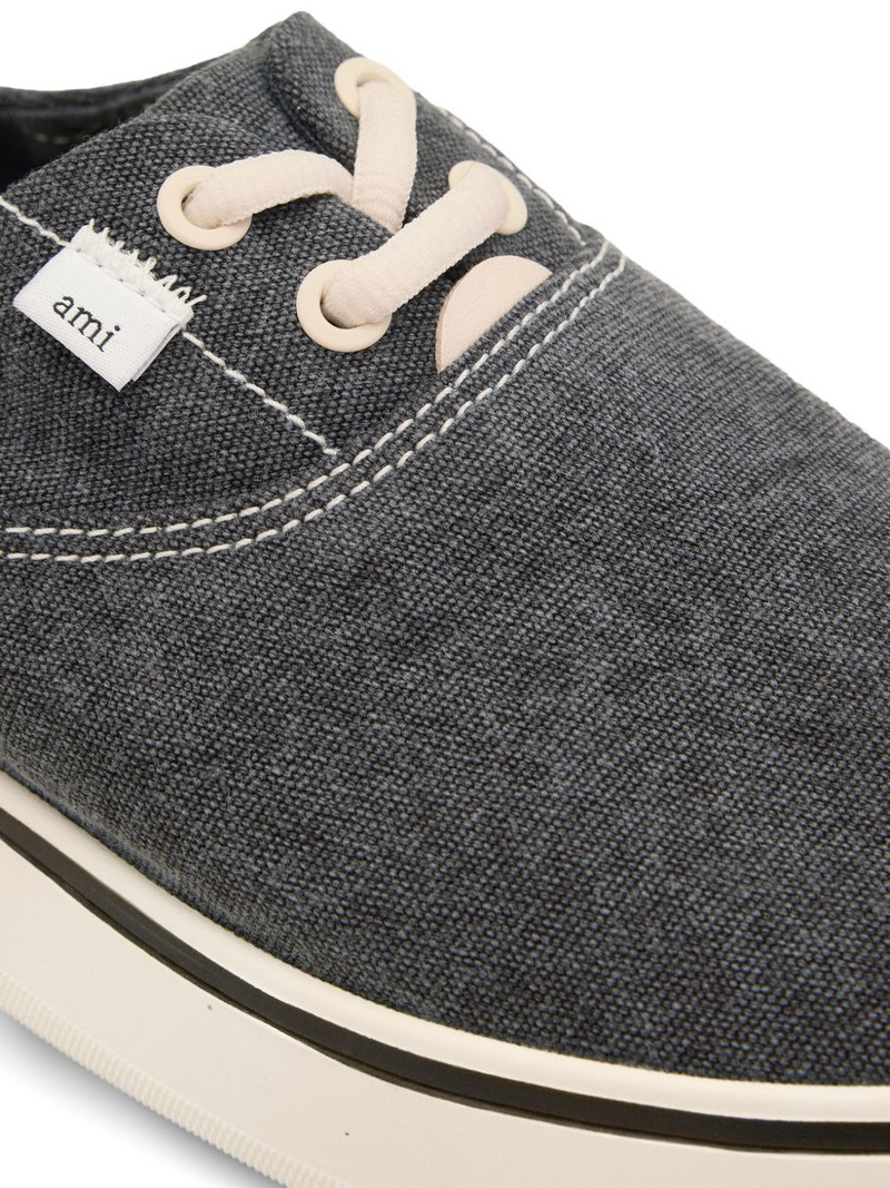 Tennis washed-effect sneakers 4