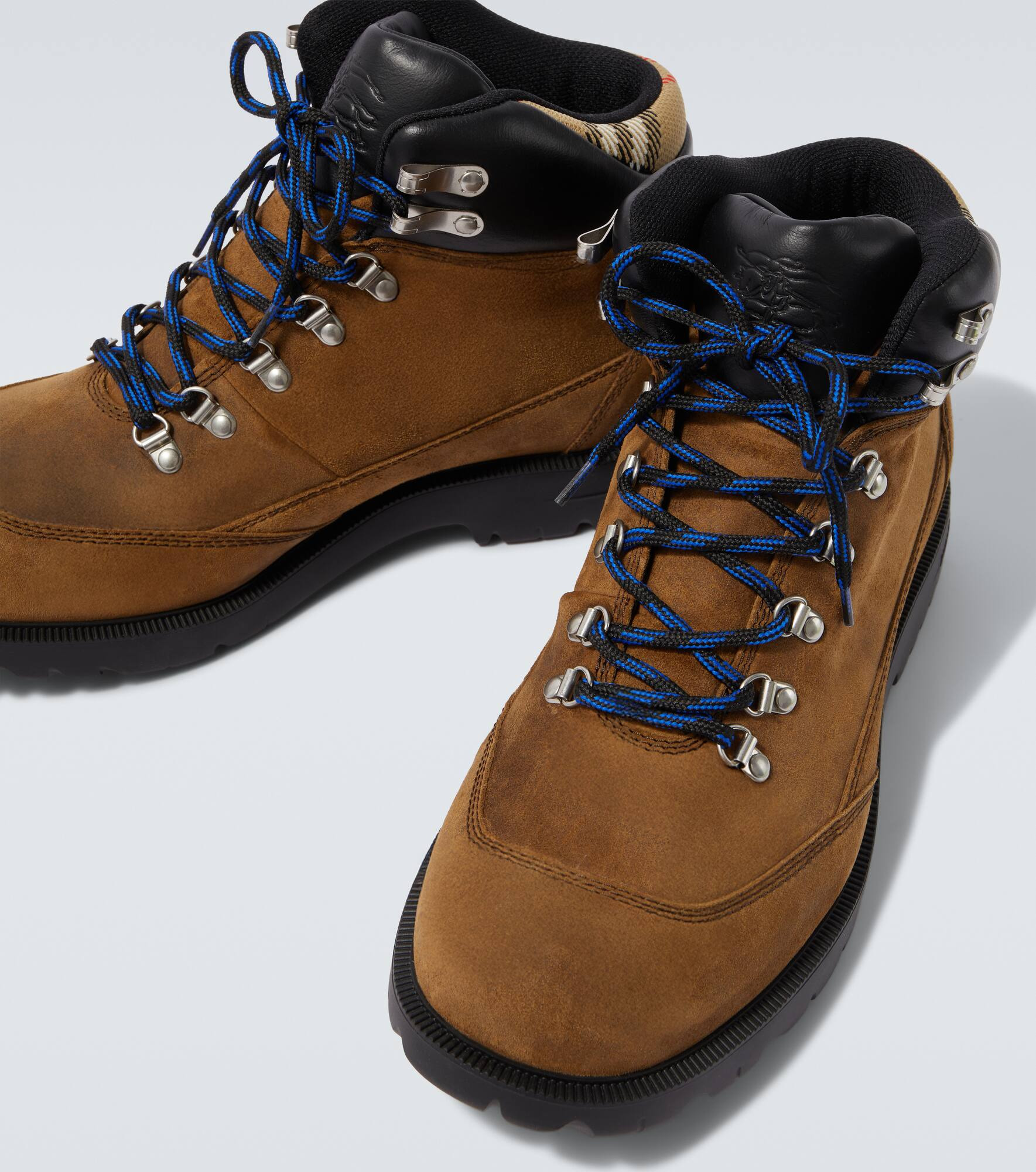 Suede lace-up boots - 3