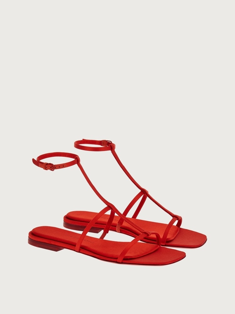 FLAT SANDAL WITH SQUARED TOE - 5