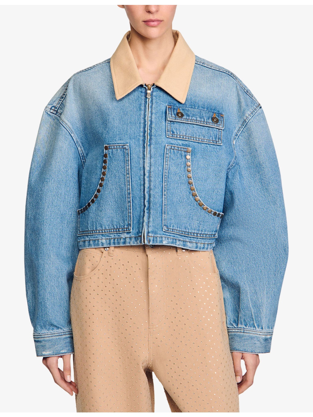Contrast-Collar Stud-Embellished Cropped Denim Jacket - 3