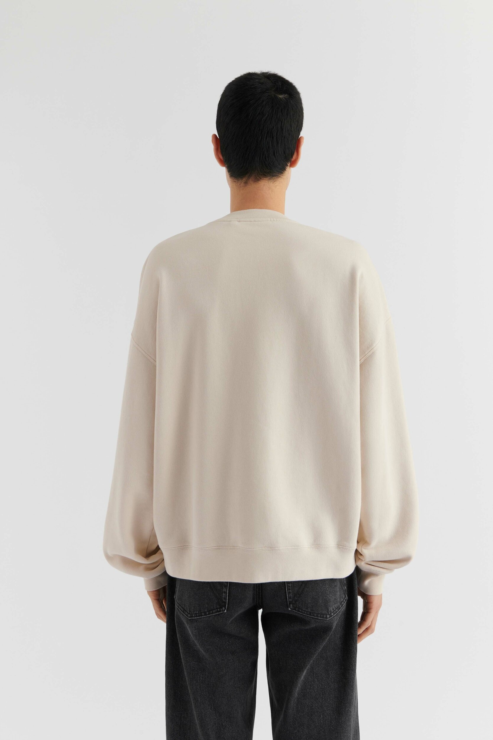 Signature Sweatshirt - 3