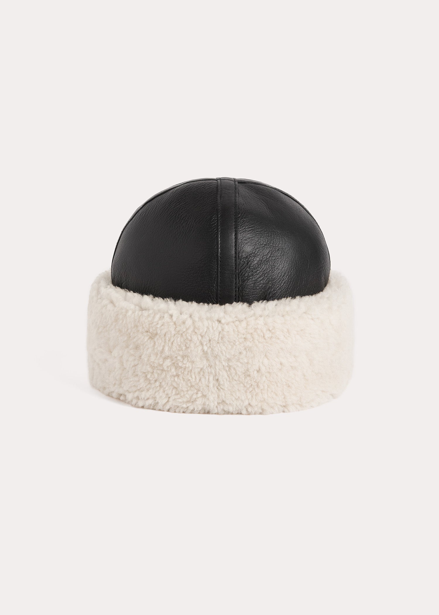 Shearling winter hat black/off white - 4