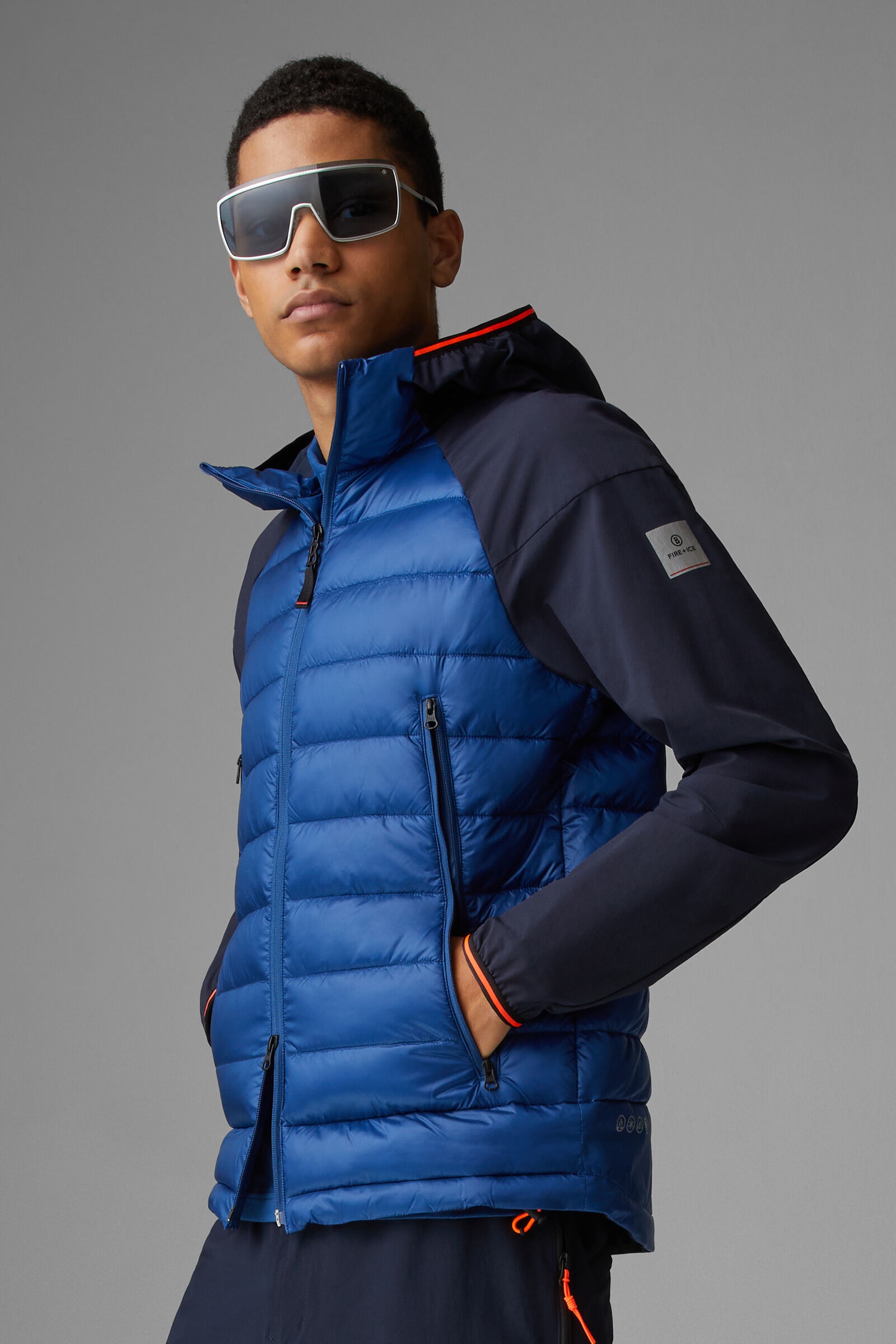 Kegan Hybrid jacket in Blue/Dark blue - 2