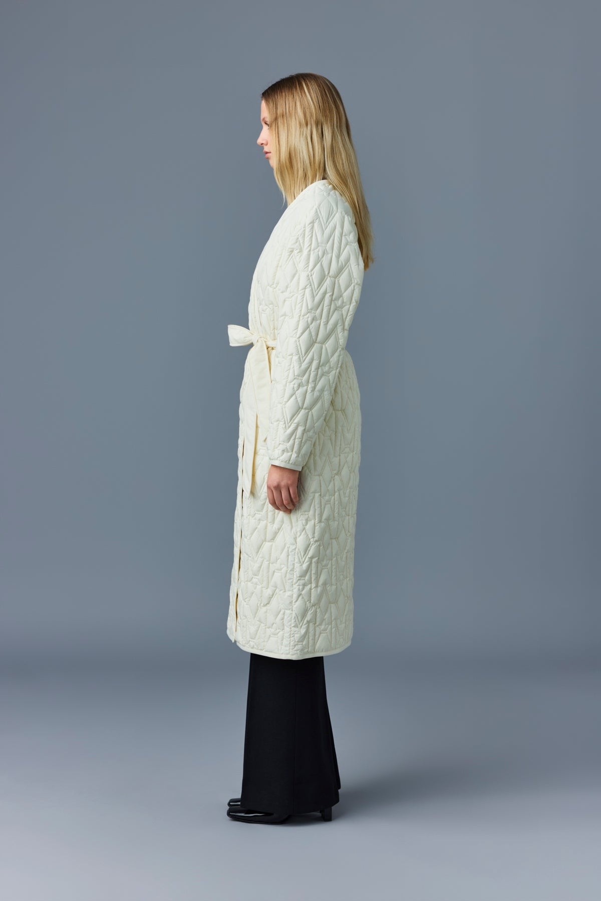 ESTRELLA Matte light down monogram coat - 3