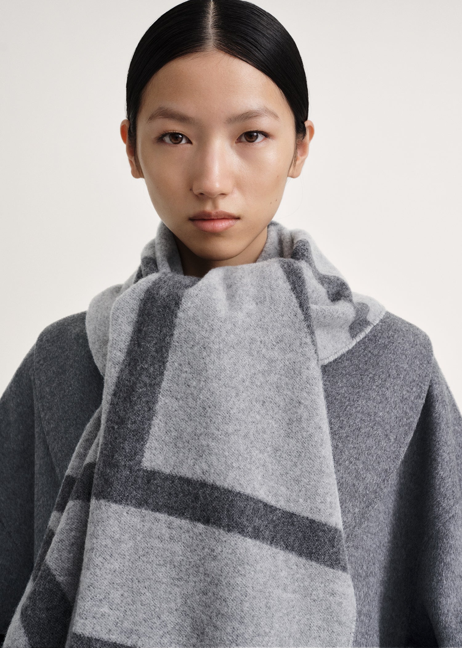 Monogram jacquard wool scarf dark grey mélange - 3