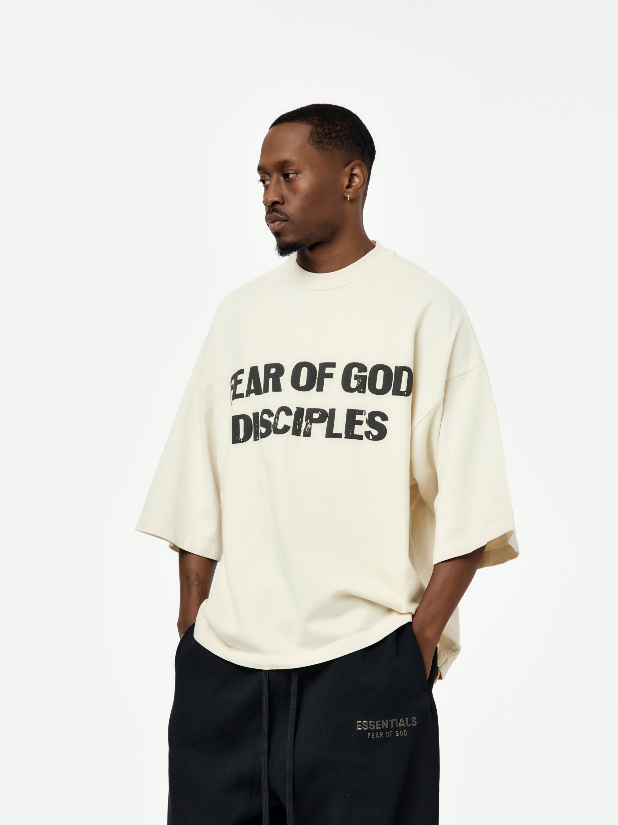 RELAXED "DISCIPLE" TEE - 2