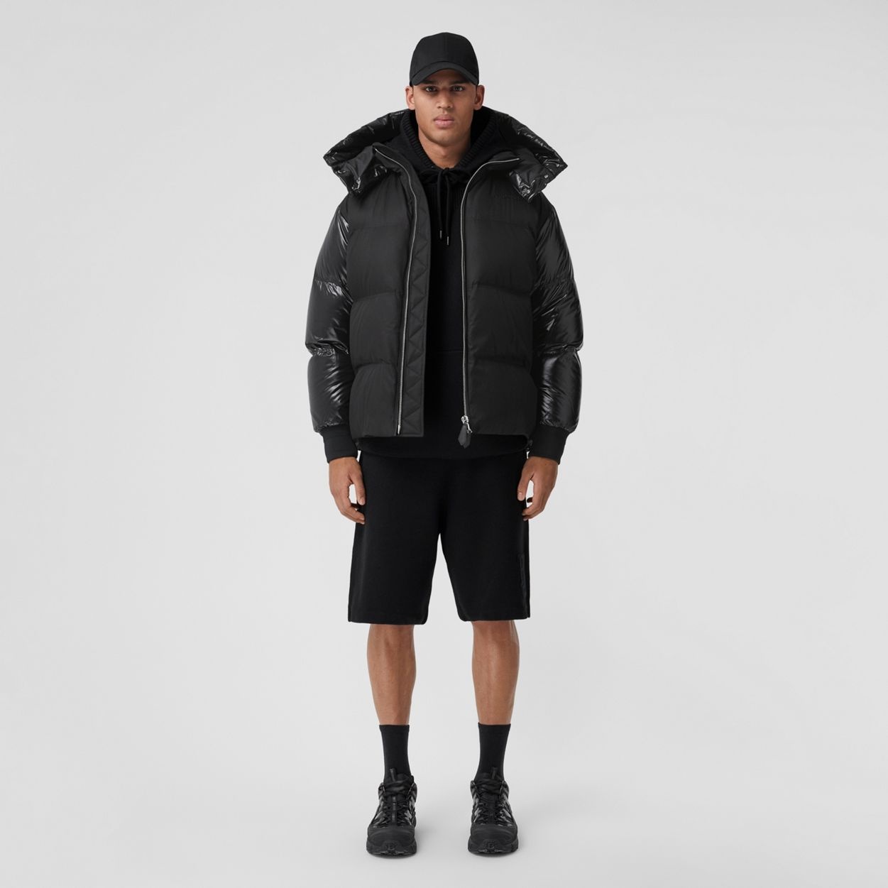 Hooded contrast-panel puffer jacket