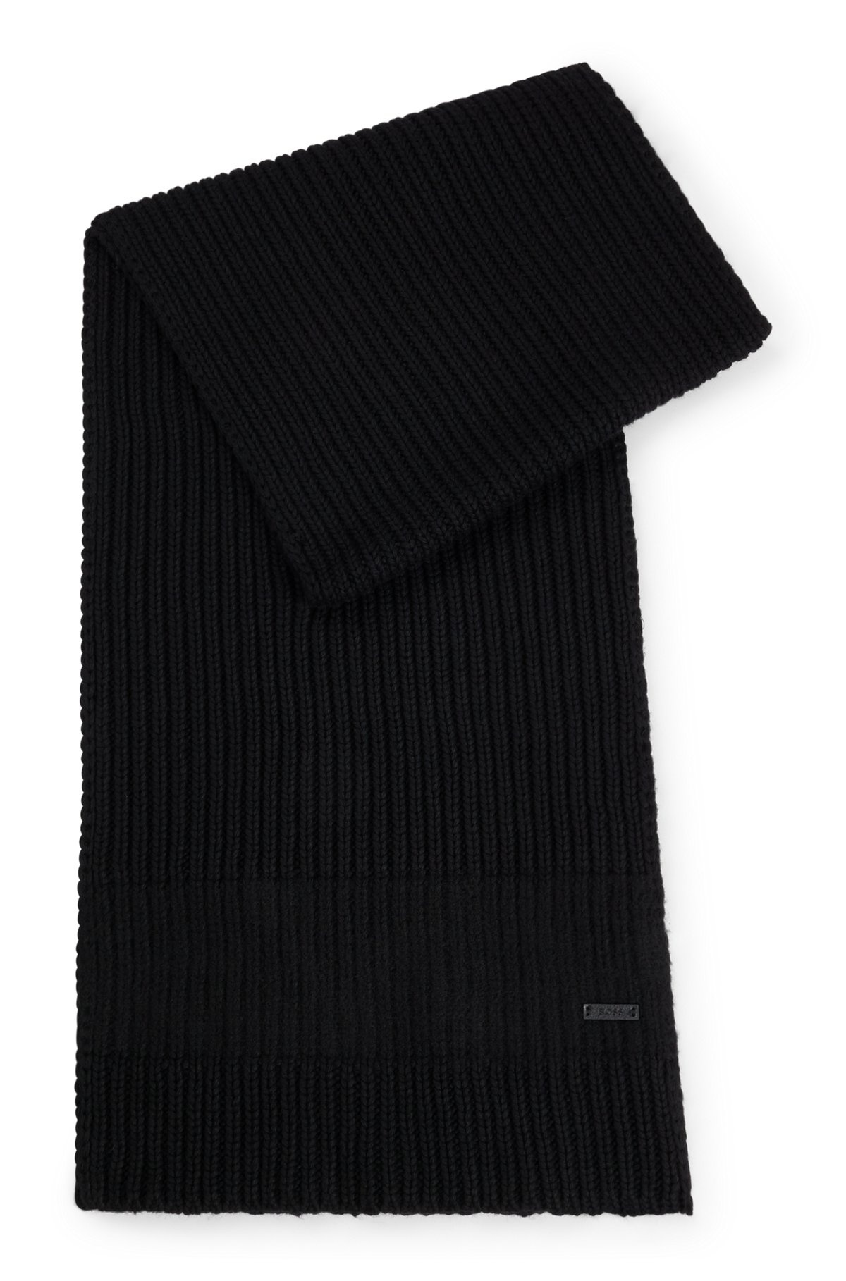 KNITTED SCARF WITH FAUX-LEATHER LOGO PLAQUE - 1