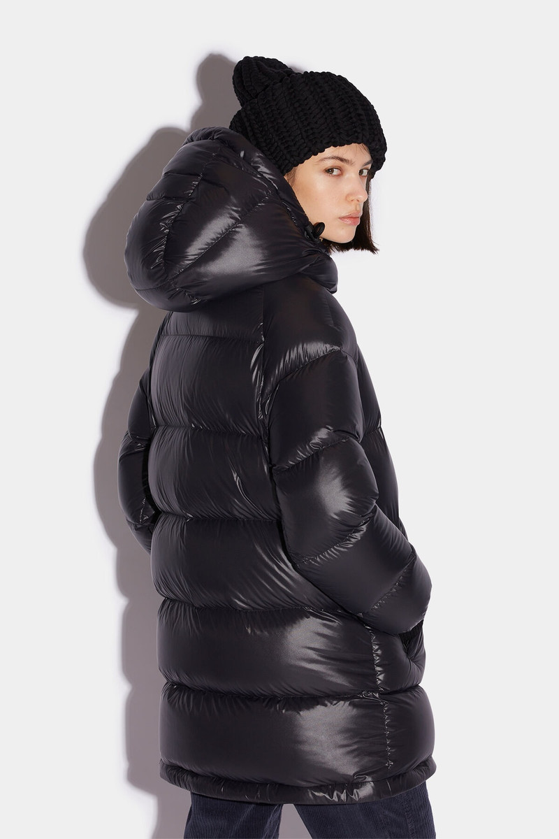 DSQUARED2 PACIFIC SPORTS PUFFER outlook