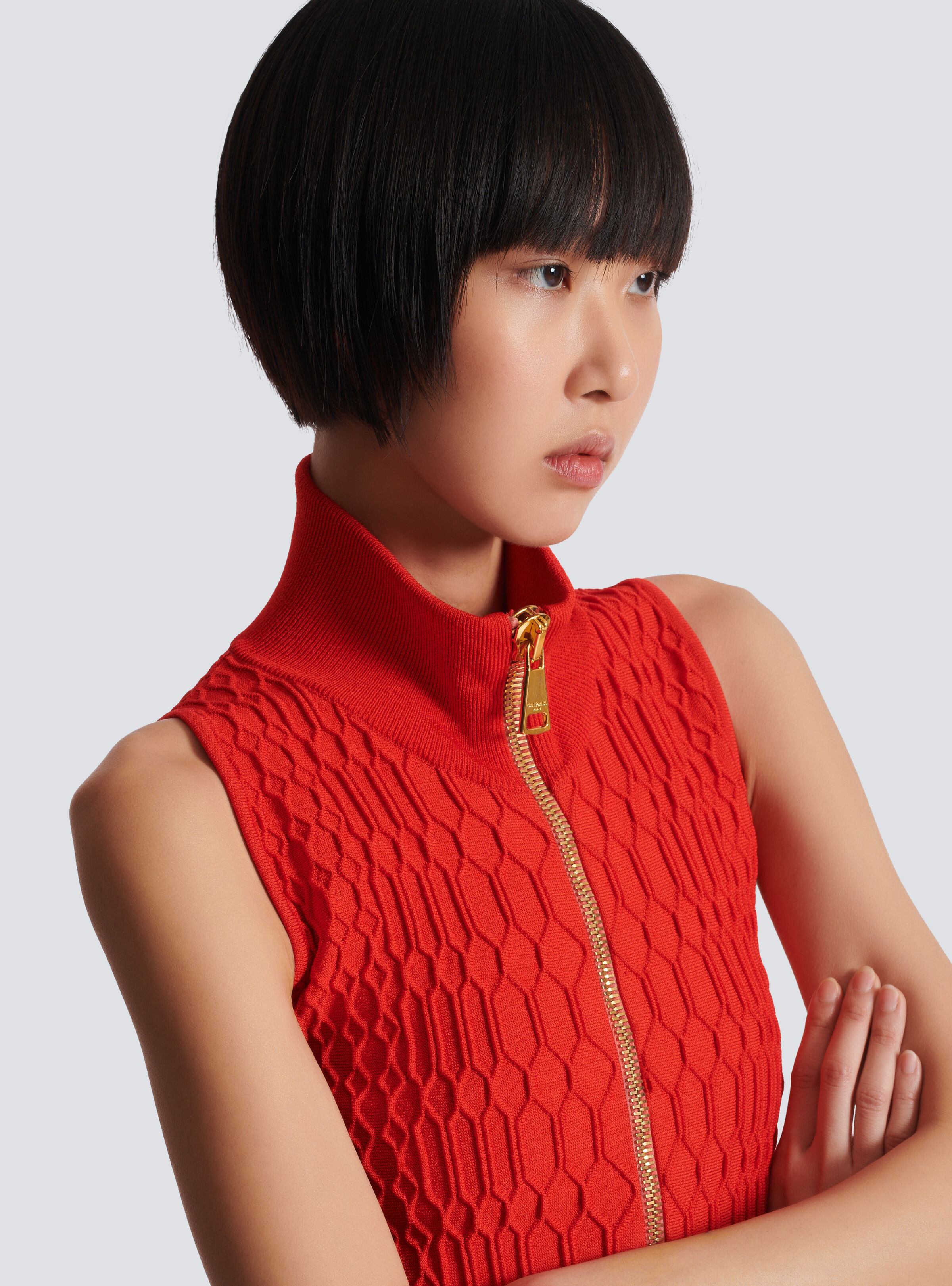 Sleeveless crocodile-knit top - 7