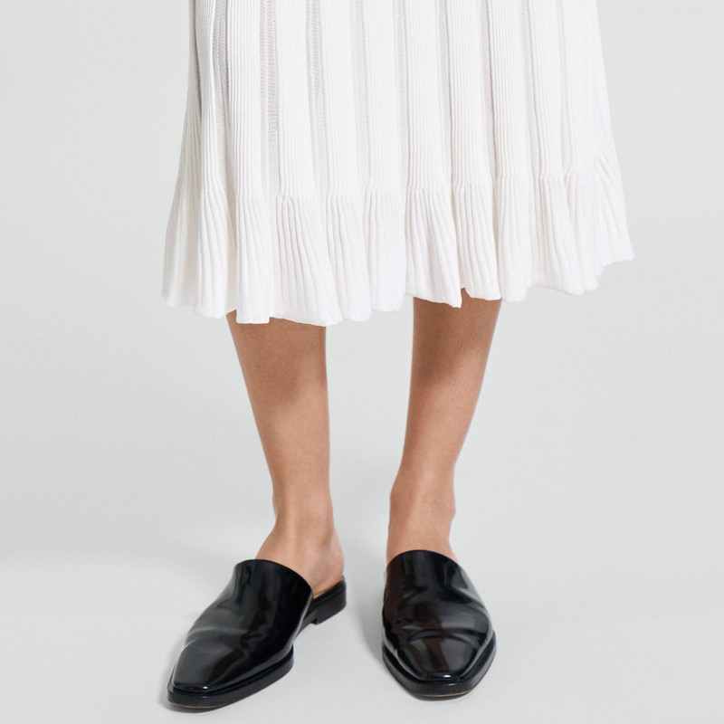 Paneled Skirt in Stretch Knit 5