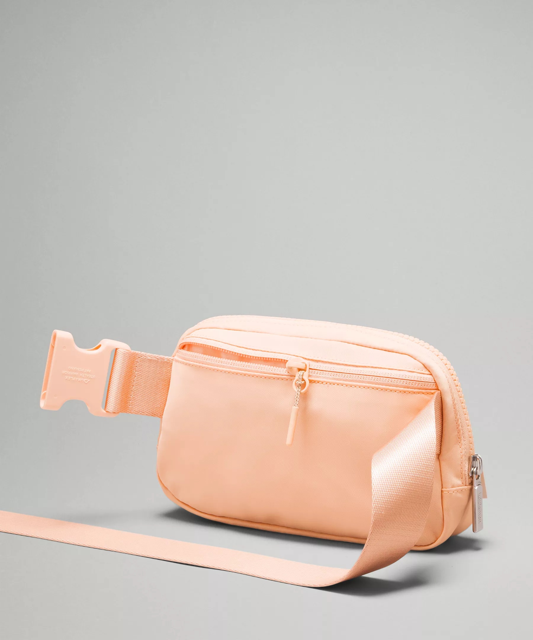 Everywhere Belt Bag 1L 4