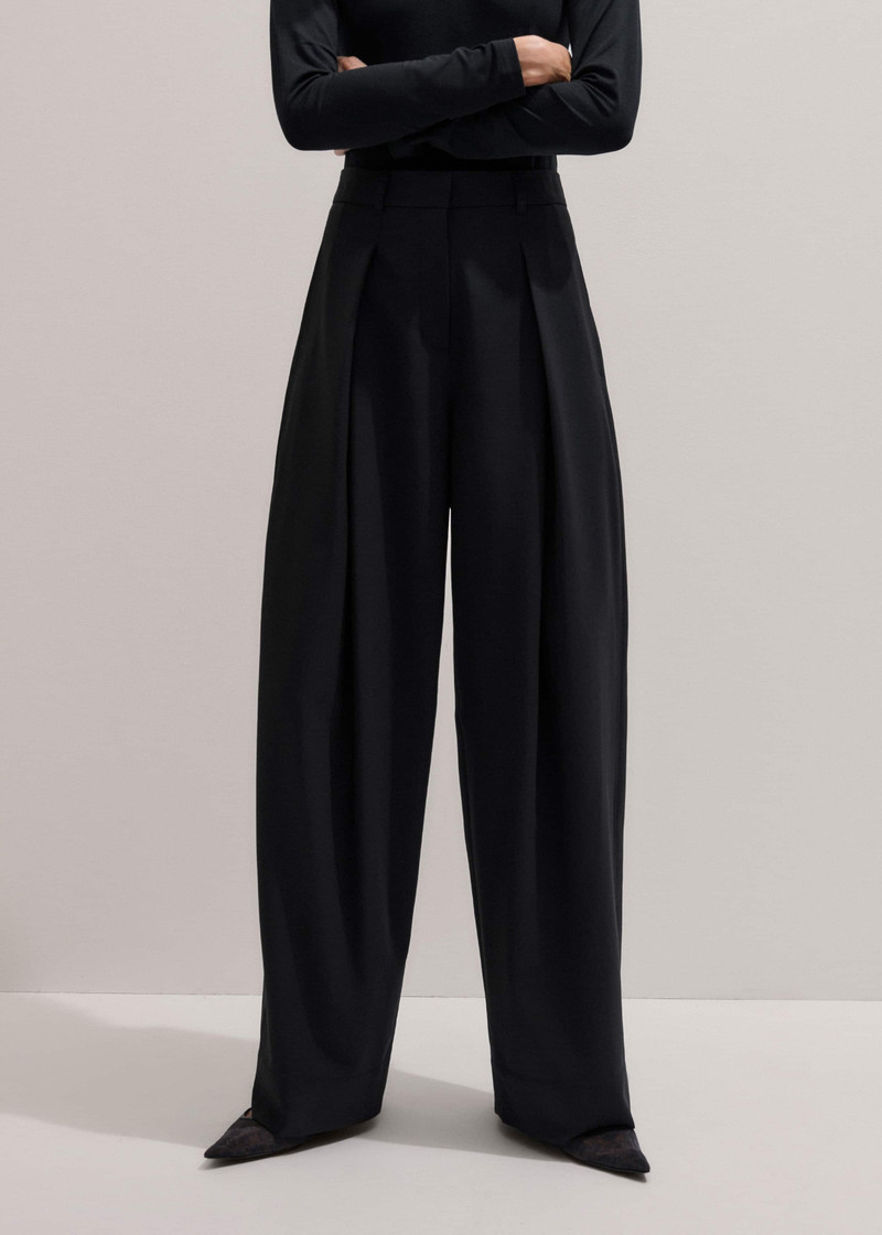 ME+EM Pleat Tapered Pant outlook