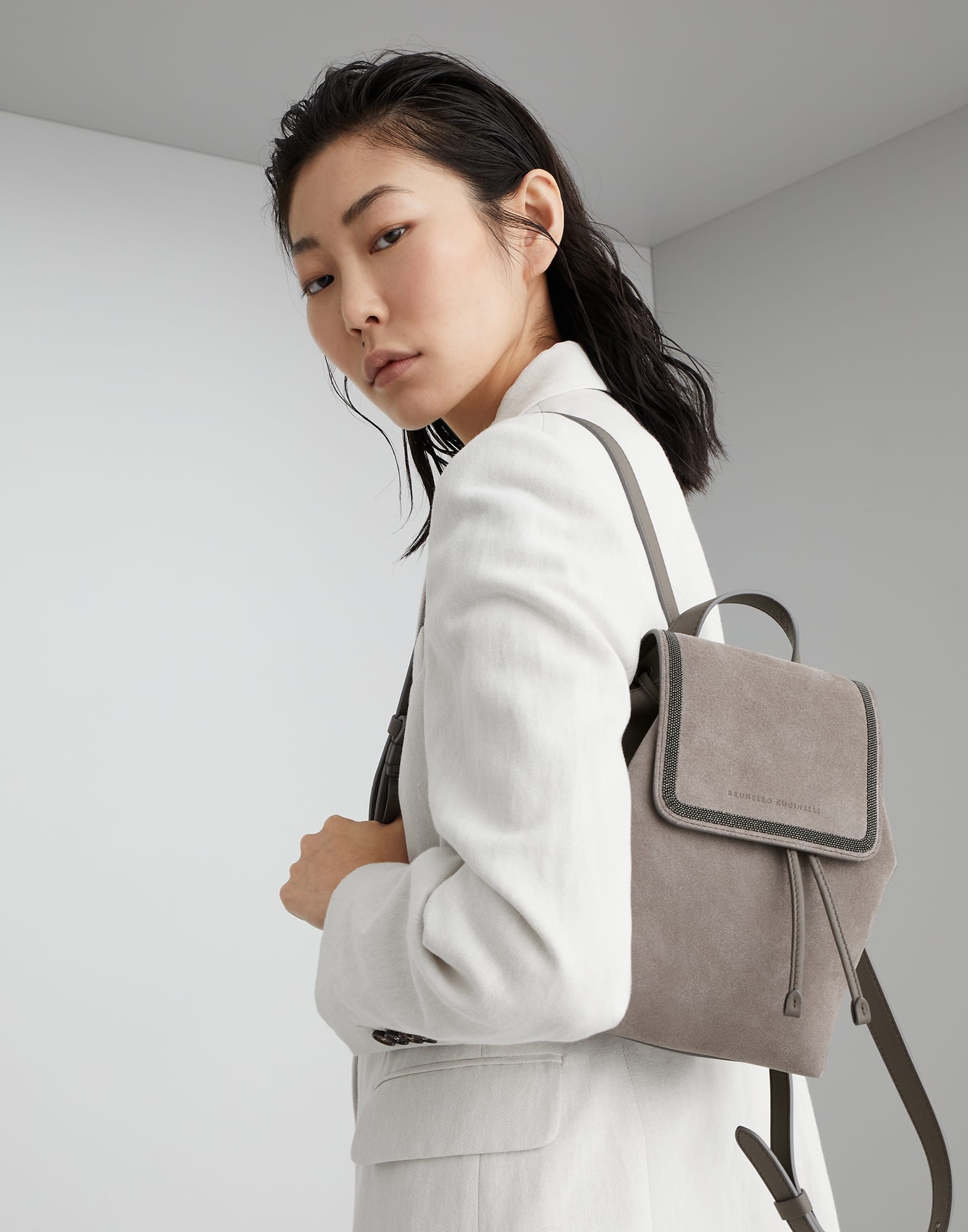 Suede backpack with precious contour - 4