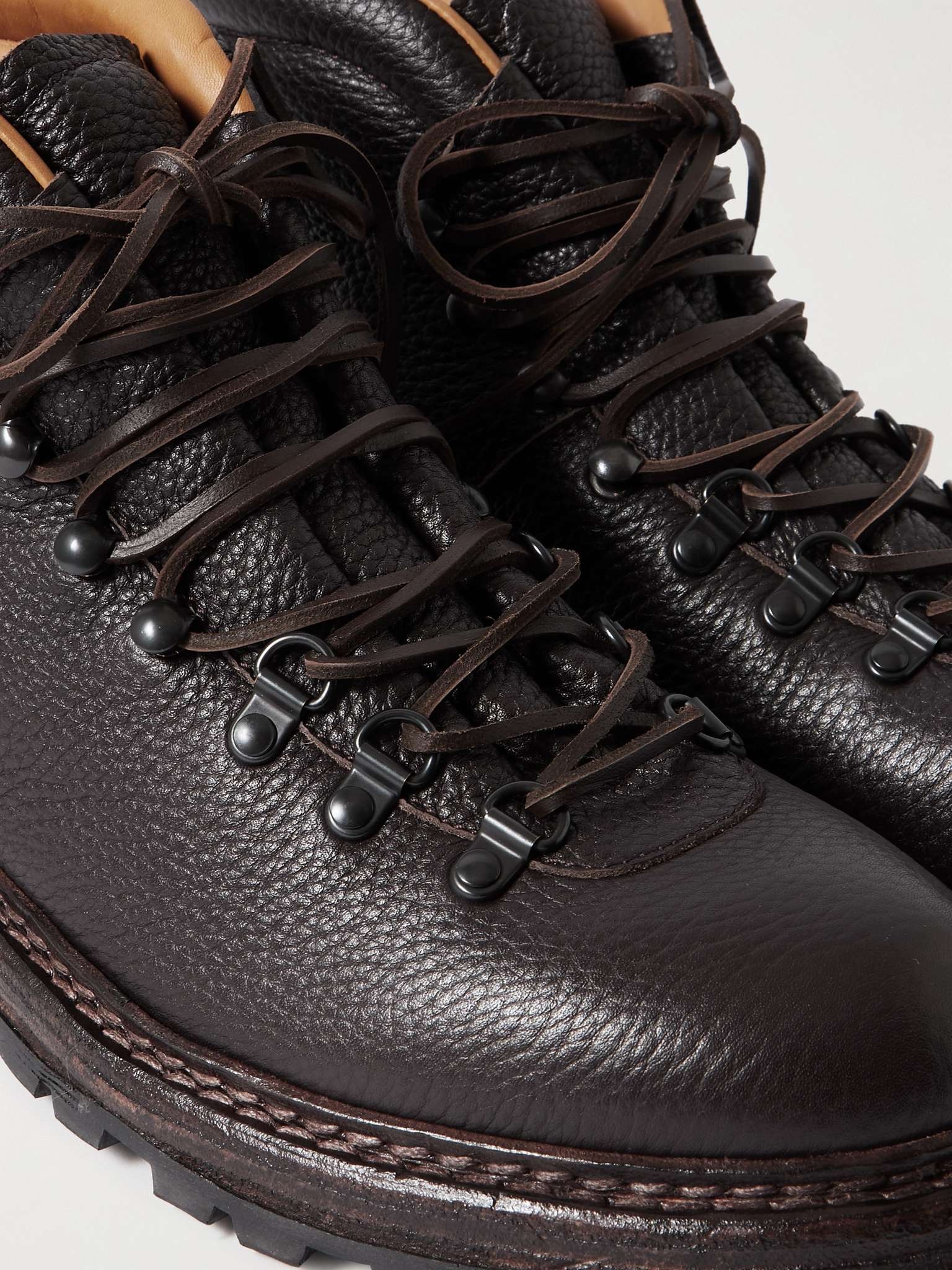 Artik Suede Lace-Up Boots - 6