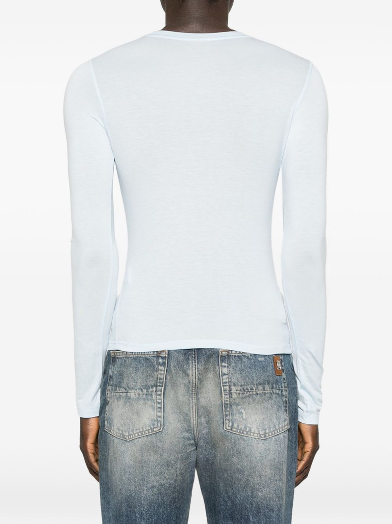 long-sleeve T-shirt 4