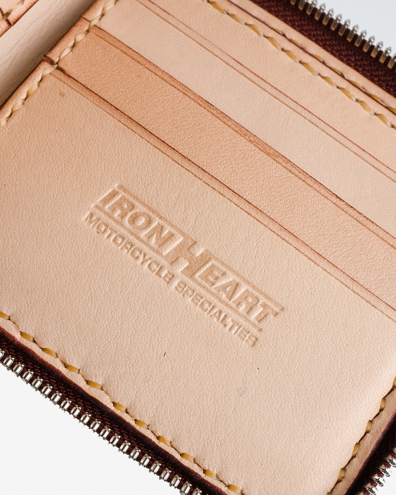 IHG-090-OXB Zip-Secured Shell Cordovan Wallet - Oxblood - 5