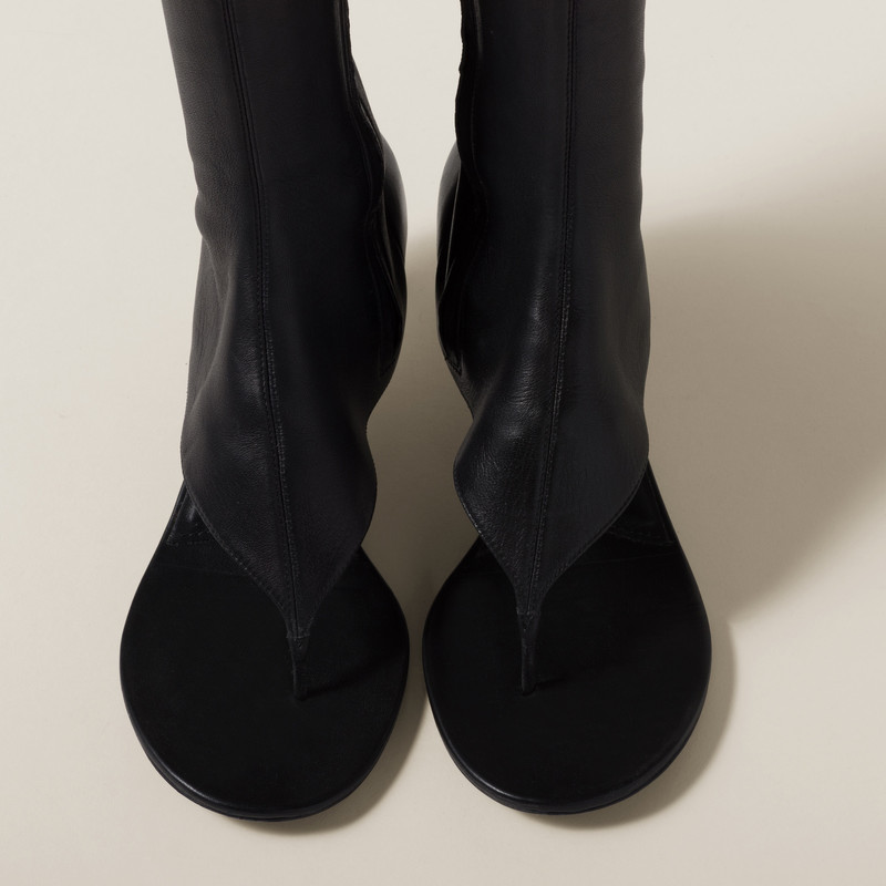 Stretch nappa leather thong boots 4
