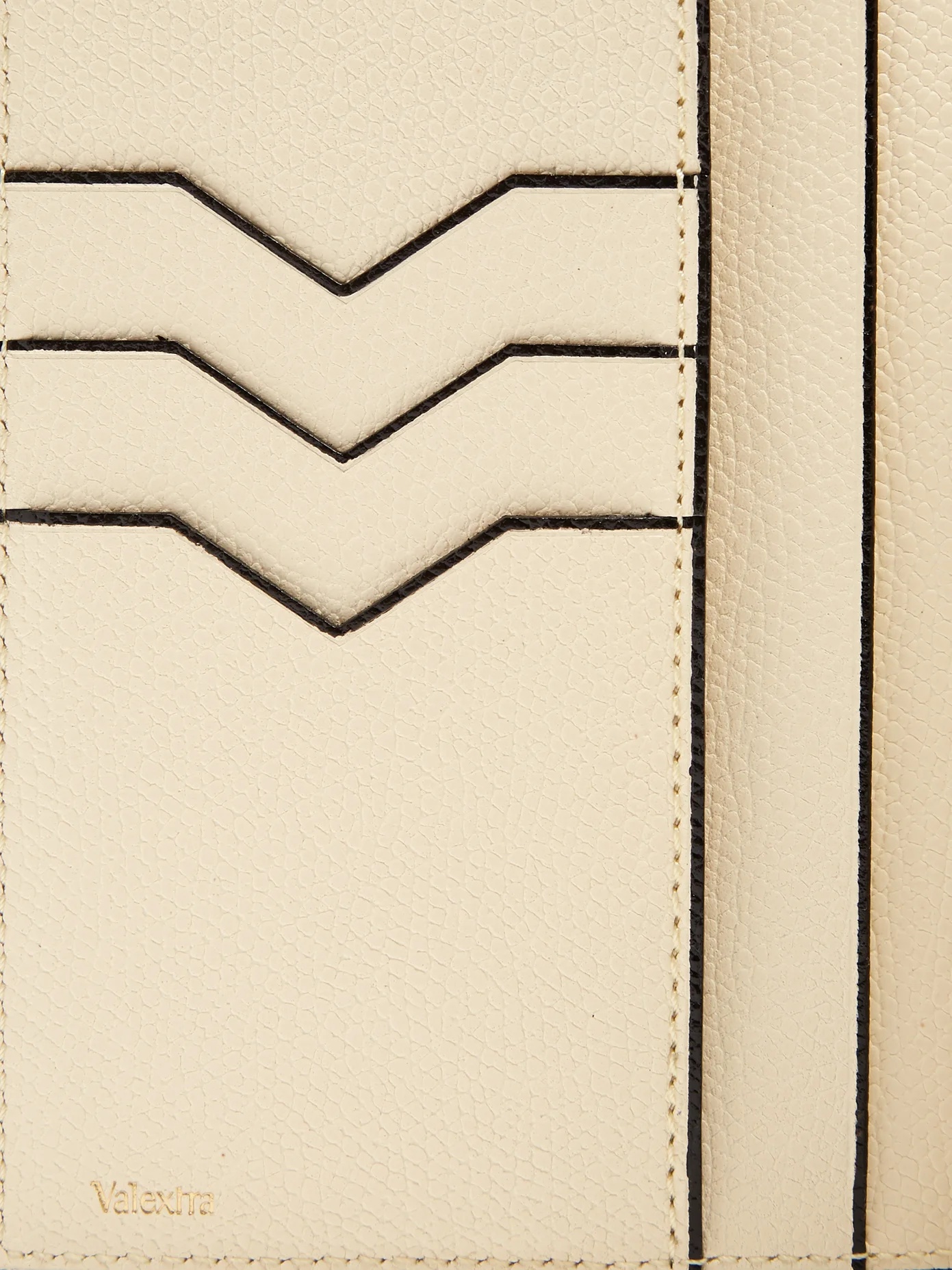 Grained-leather passport holder - 5