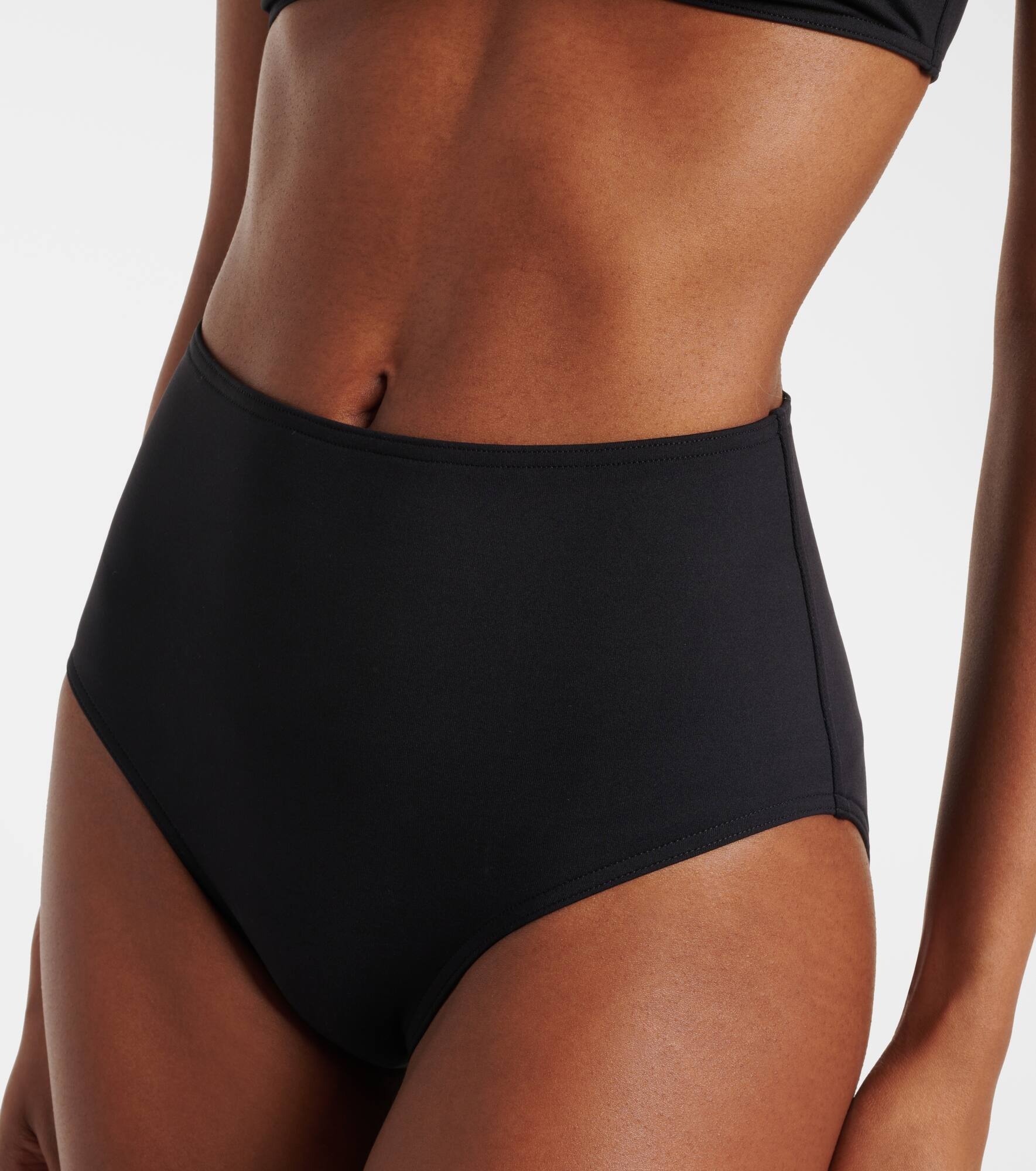 Remember high-rise bikini bottoms - 4