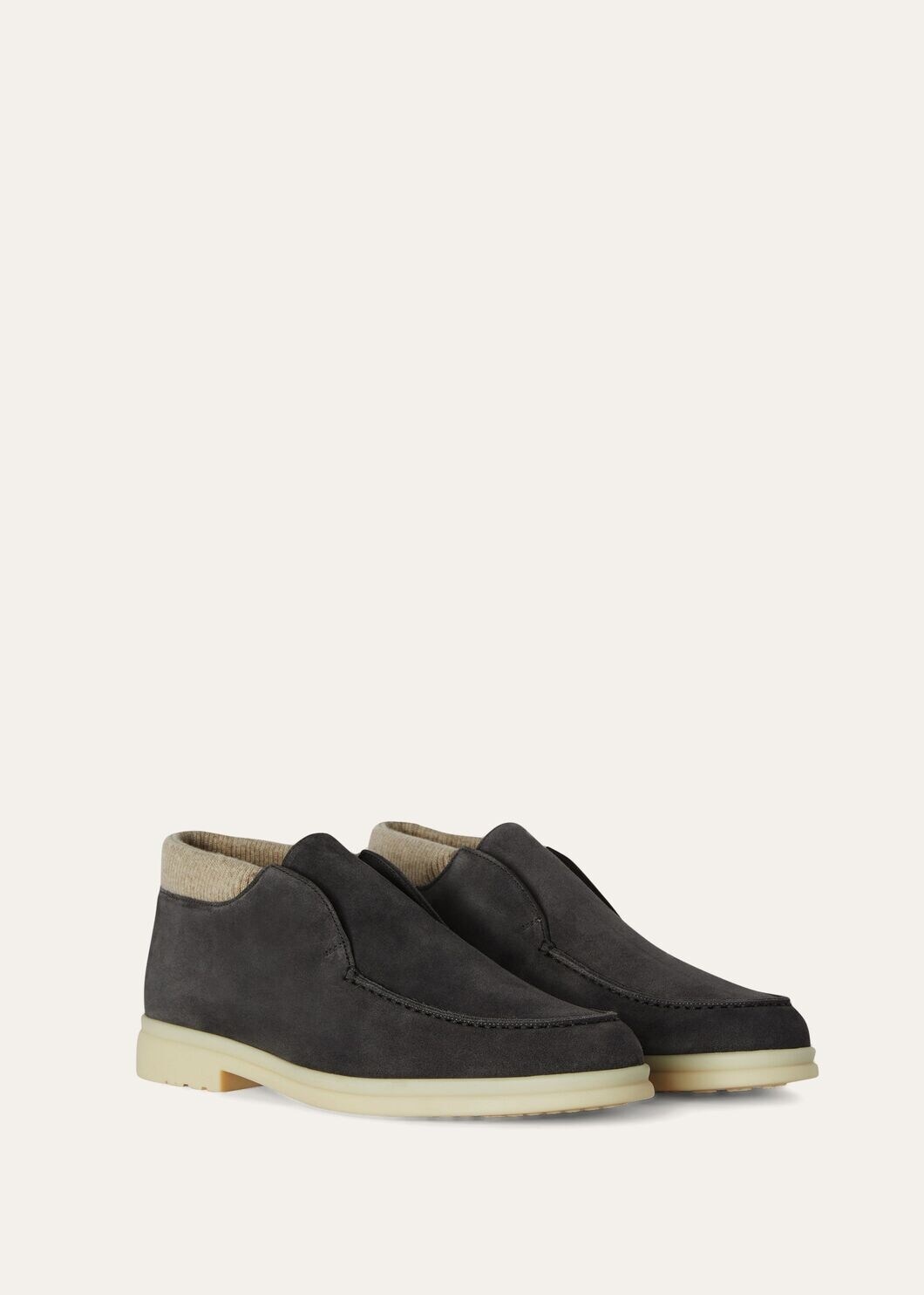 Open Wintery Walk Chukka Boots - 2