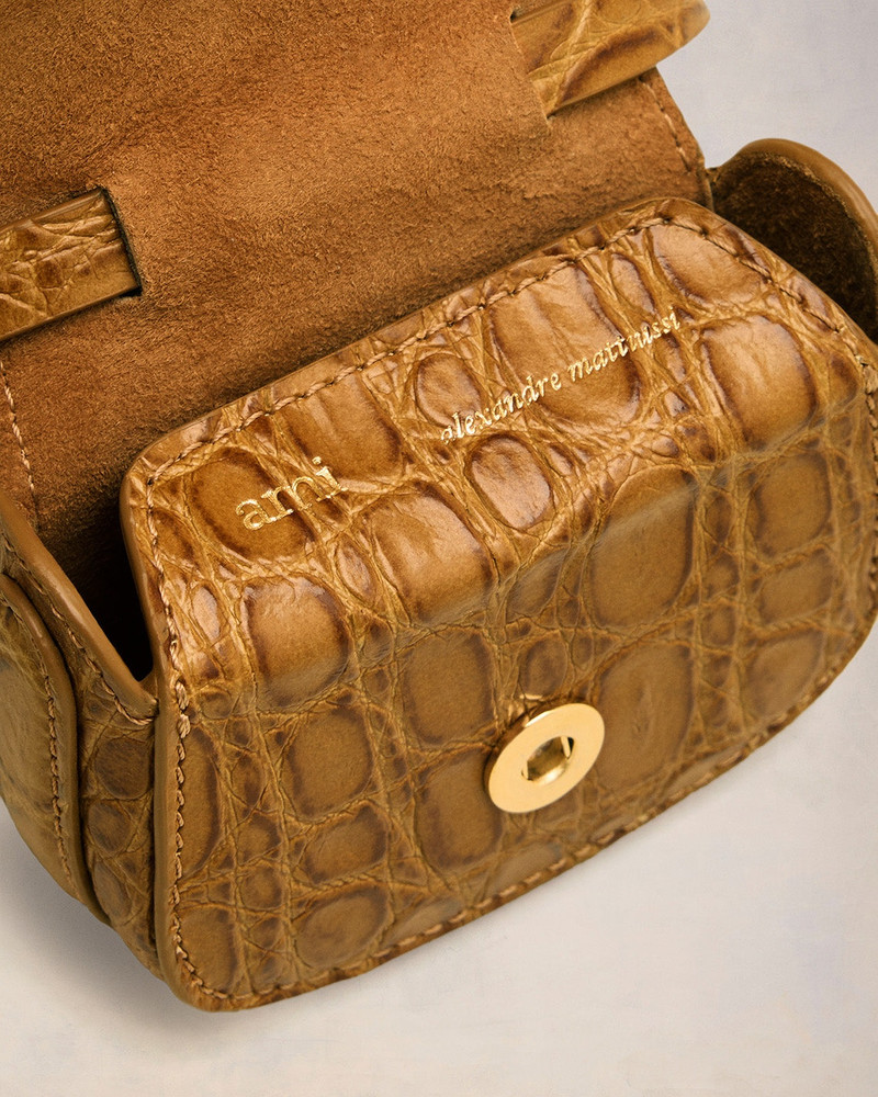 AMI Paris PARIS PARIS NANO POUCH outlook