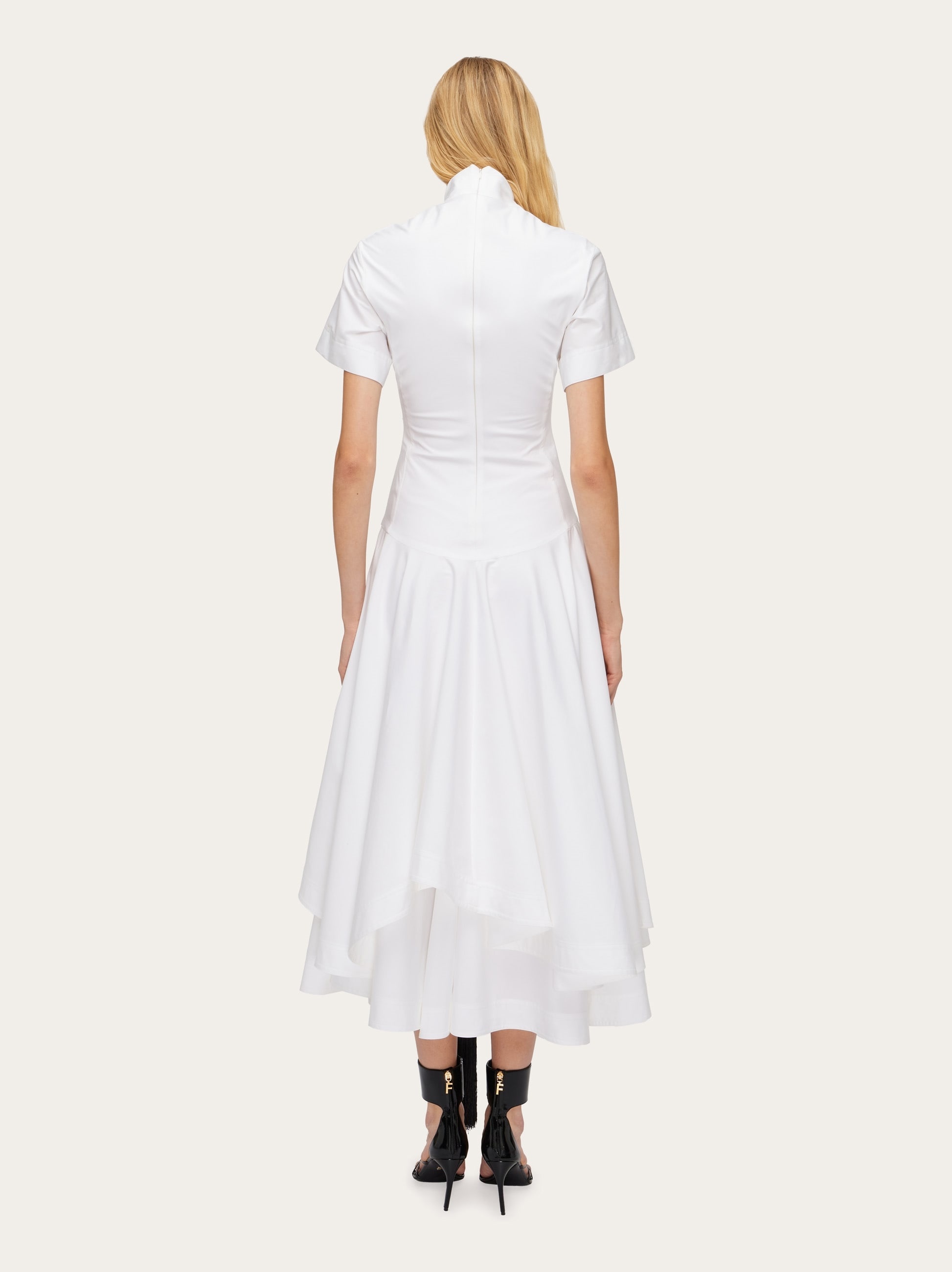 Short sleeved dress with front tassel - 3