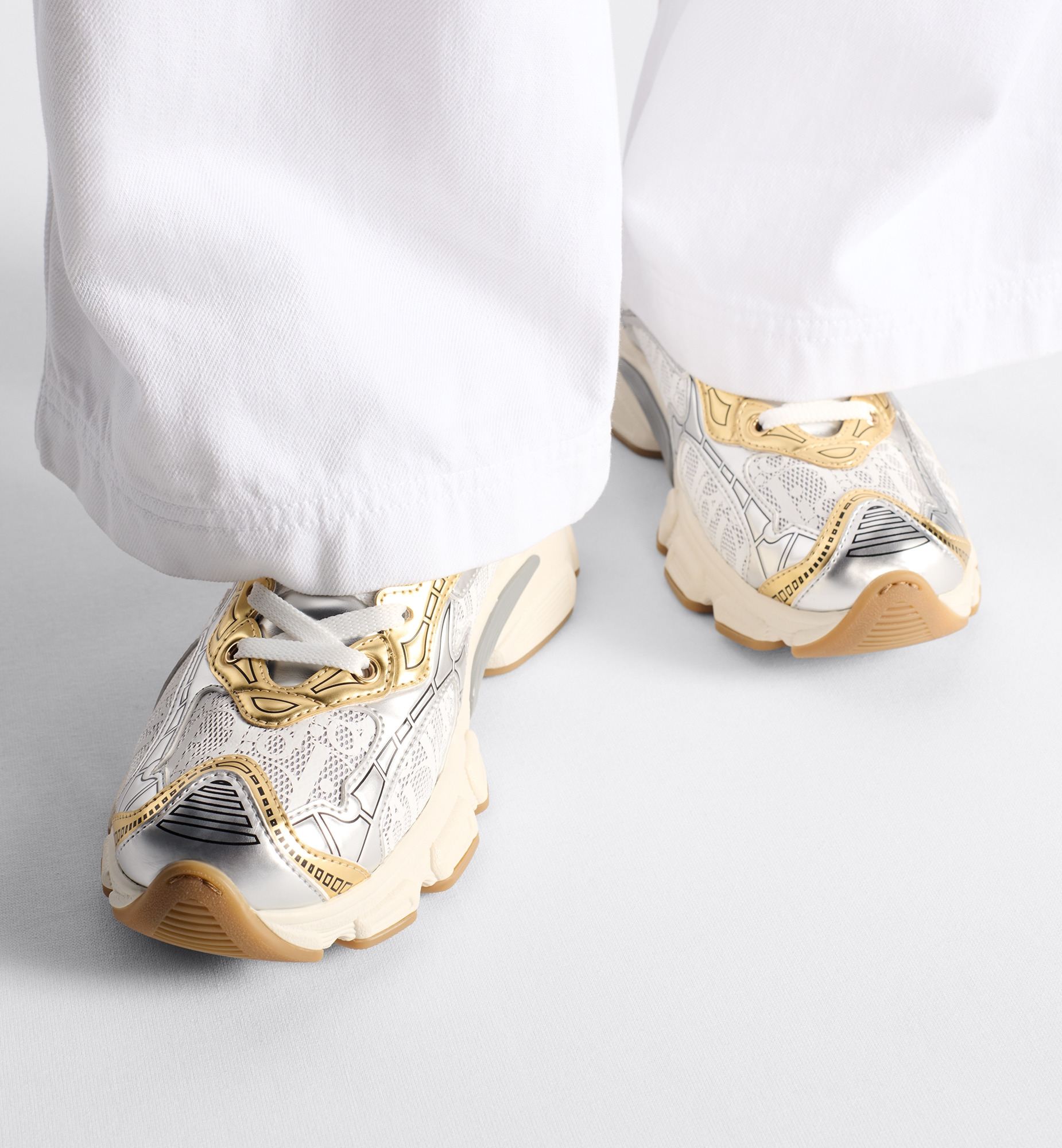 Dior Vibe Sneaker - 2
