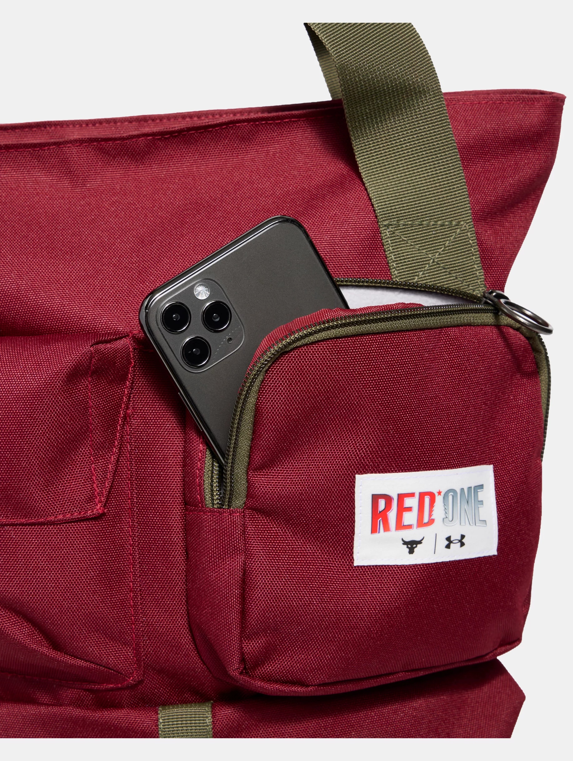 Project Rock Red One Gym Sack - 3