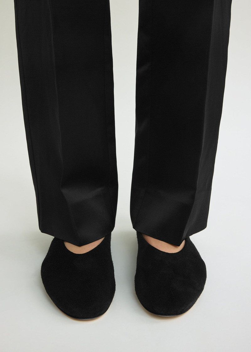 TOTEME Slip suede ballerinas black outlook