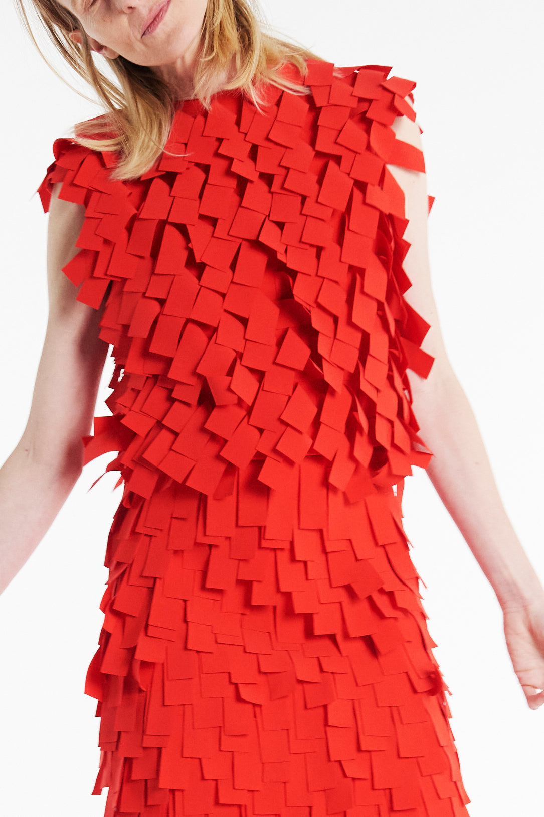 TOP WITH RECTANGLE DETAIL RED - 2