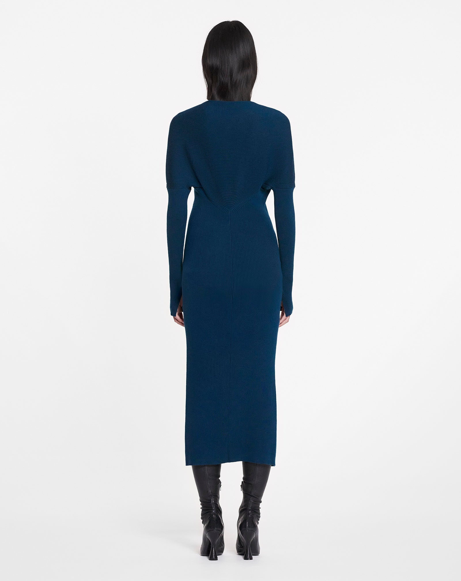 LONG LOW-CUT KNIT DRESS - 4