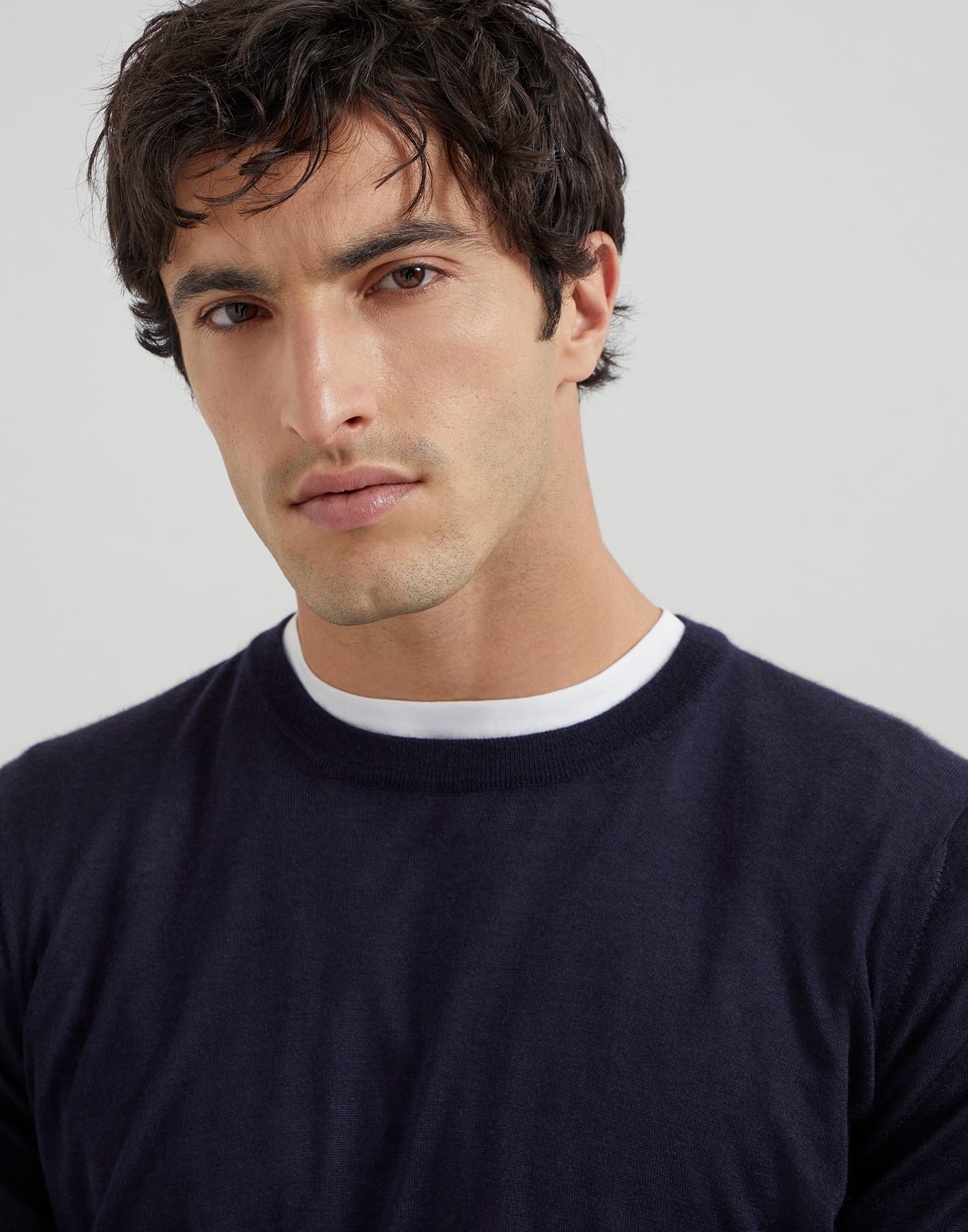 Lightweight cashmere and silk crew neck sweater - 3
