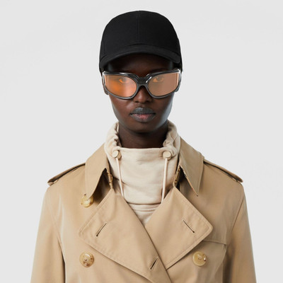 Burberry The Mid-length Kensington Heritage Trench Coat outlook