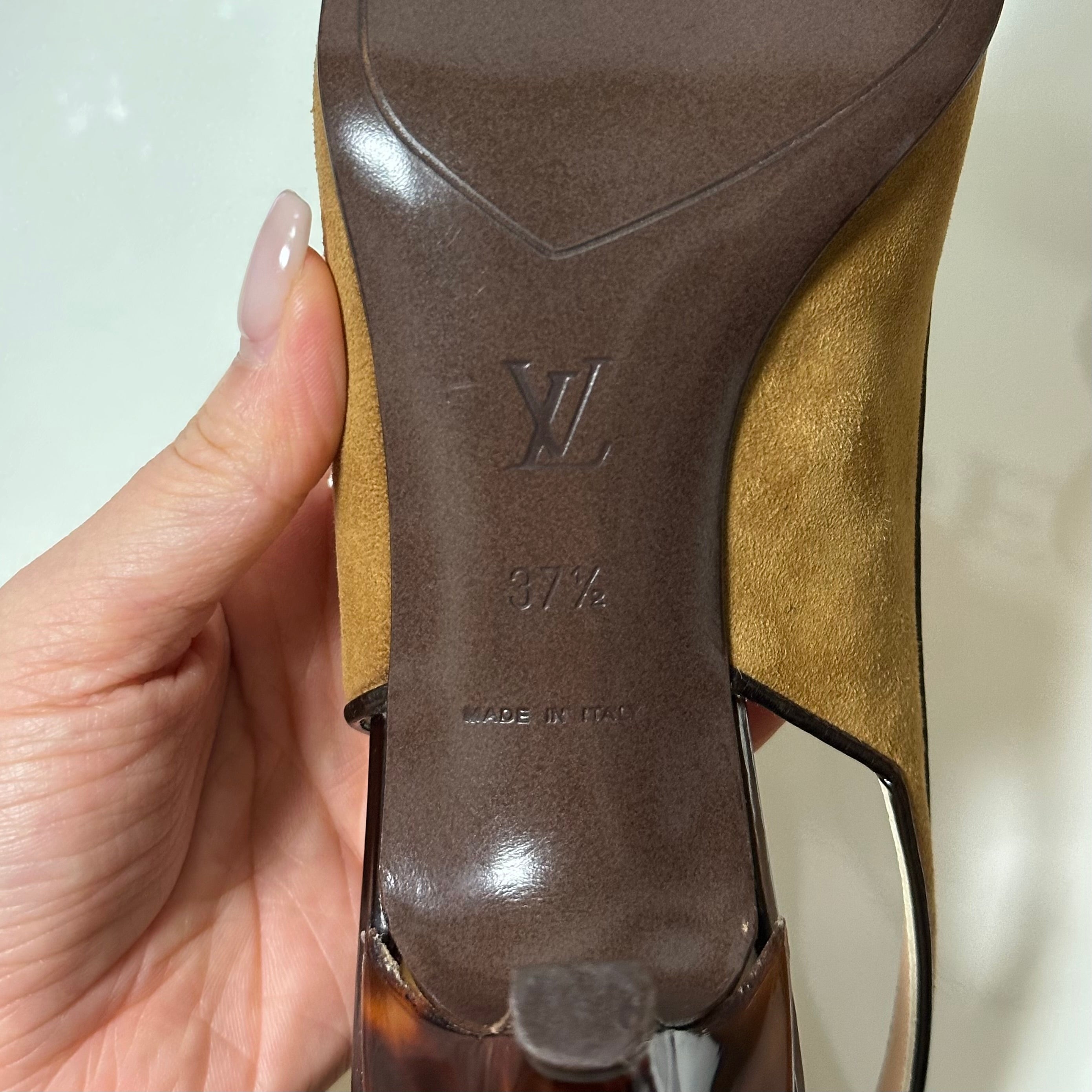 LOUIS VUITTON Tortoiseshell Flower Motif Suede Leather Slingback Sandals - 10