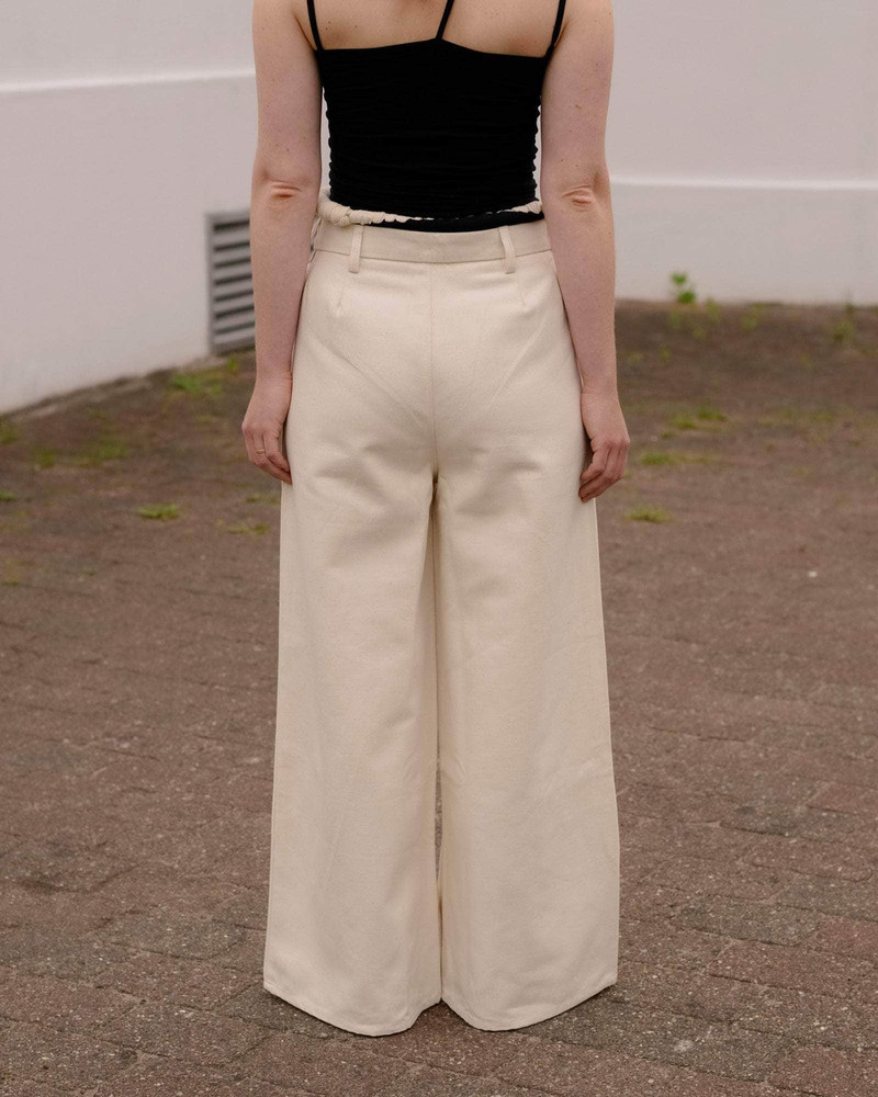 BASERANGE Kile Pants - Organic Cotton Canvas outlook