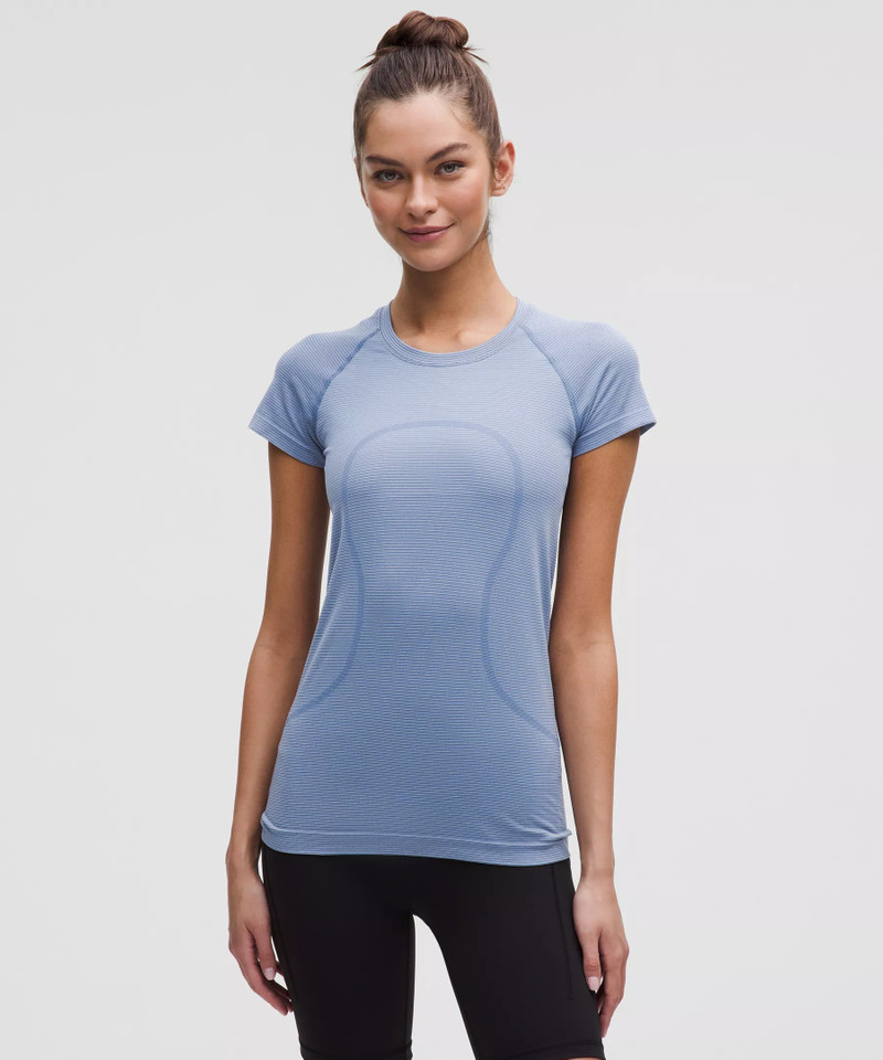 Swiftly Tech Short-Sleeve Shirt 2.0 *Hip Length 1