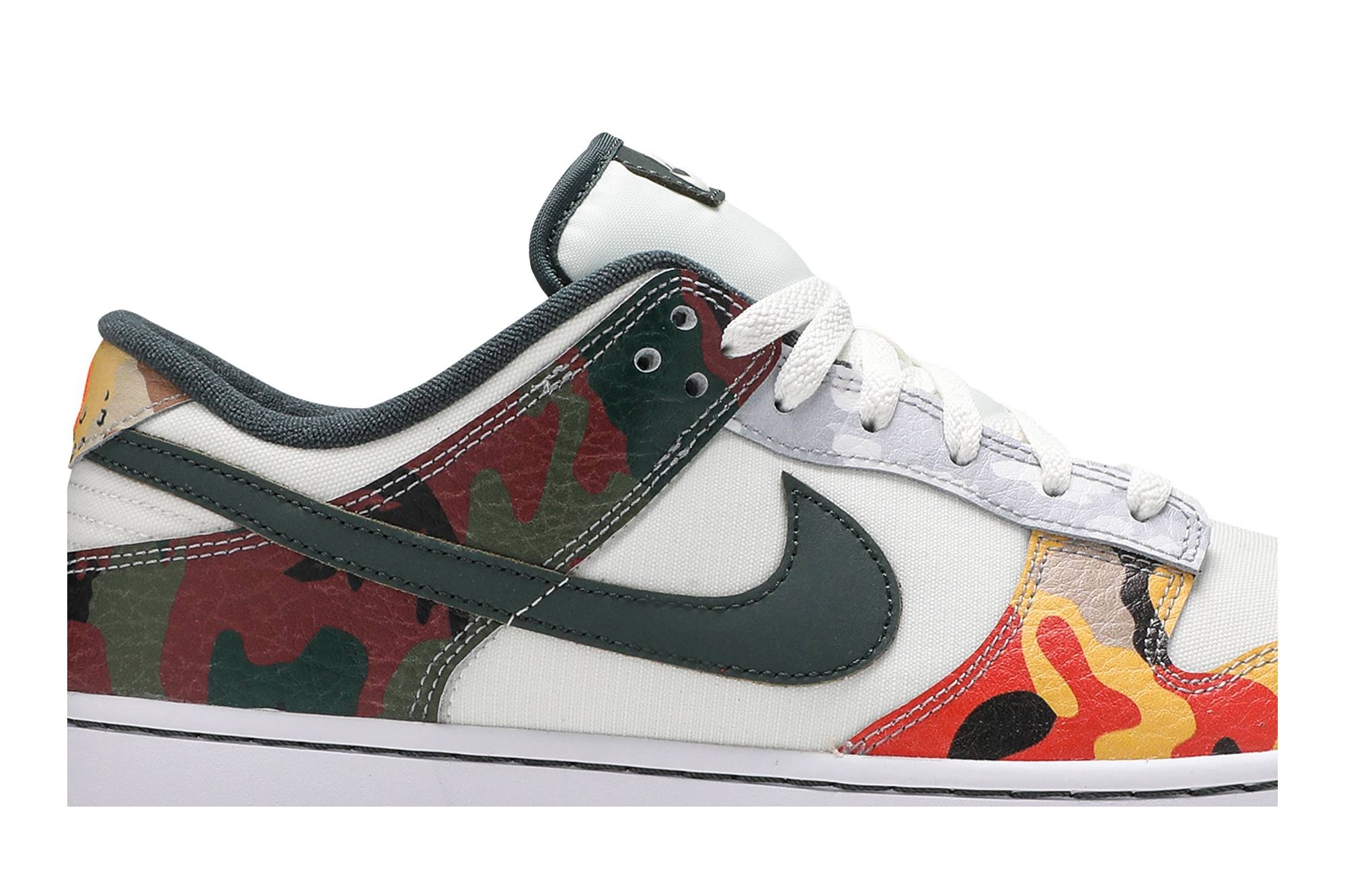 Dunk Low SE 'Sail Multi-Camo' - 2