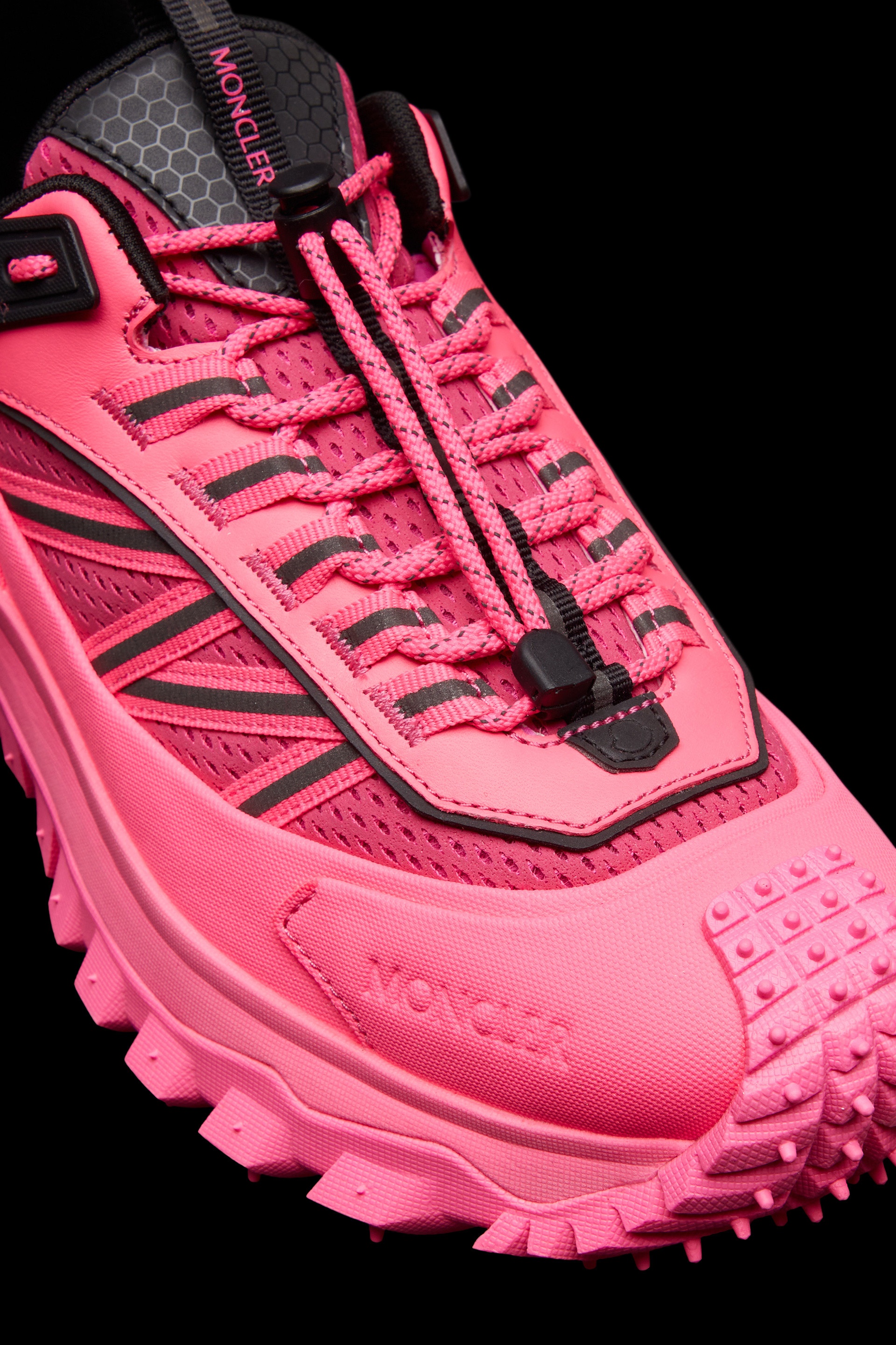 【関税負担無】Moncler TRAILGRIP SNEAKERS ピンク Moncler Trailgrip Sneakers | REVERSIBLE