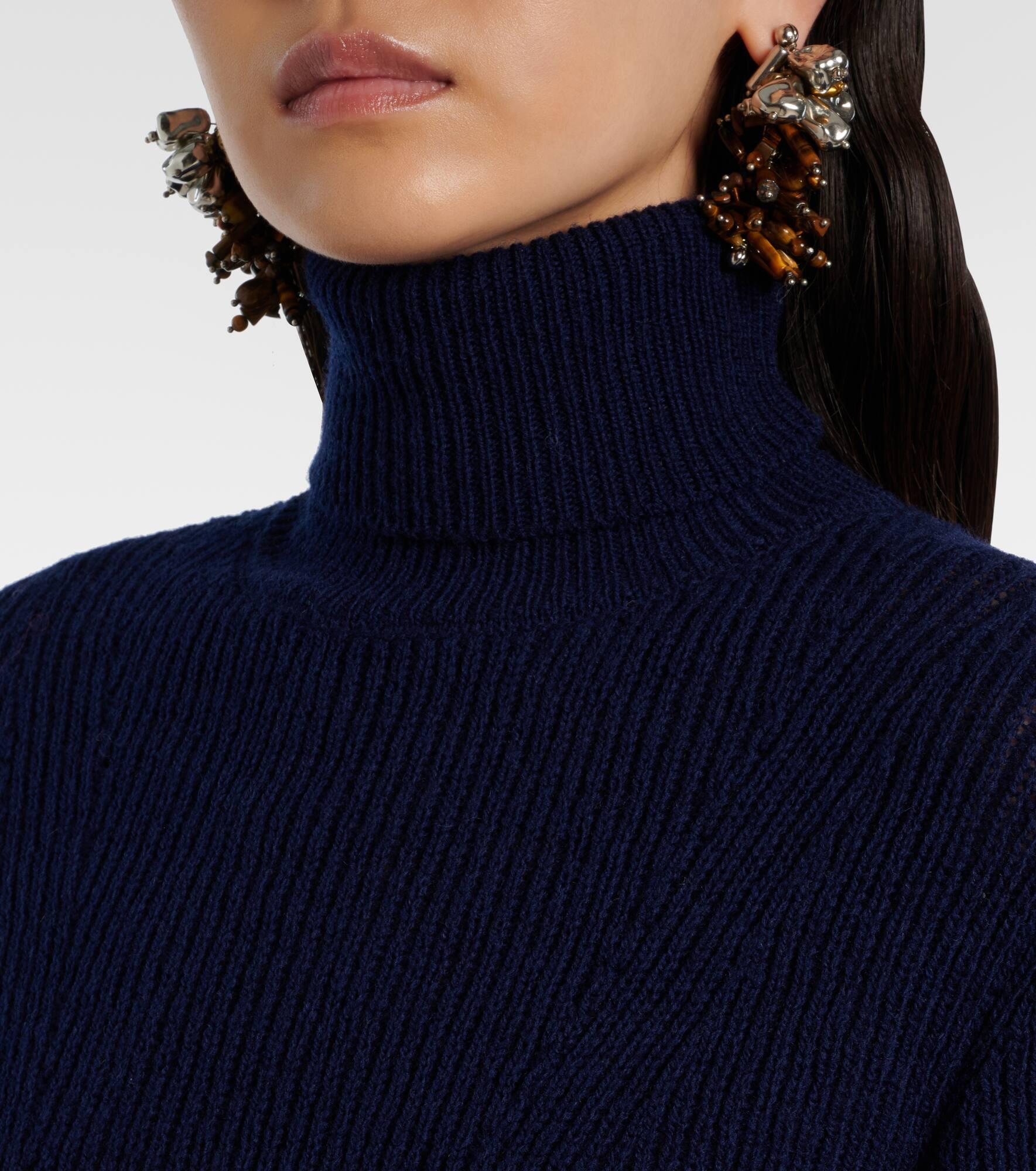 Ribbed-knit wool turtleneck sweater - 4