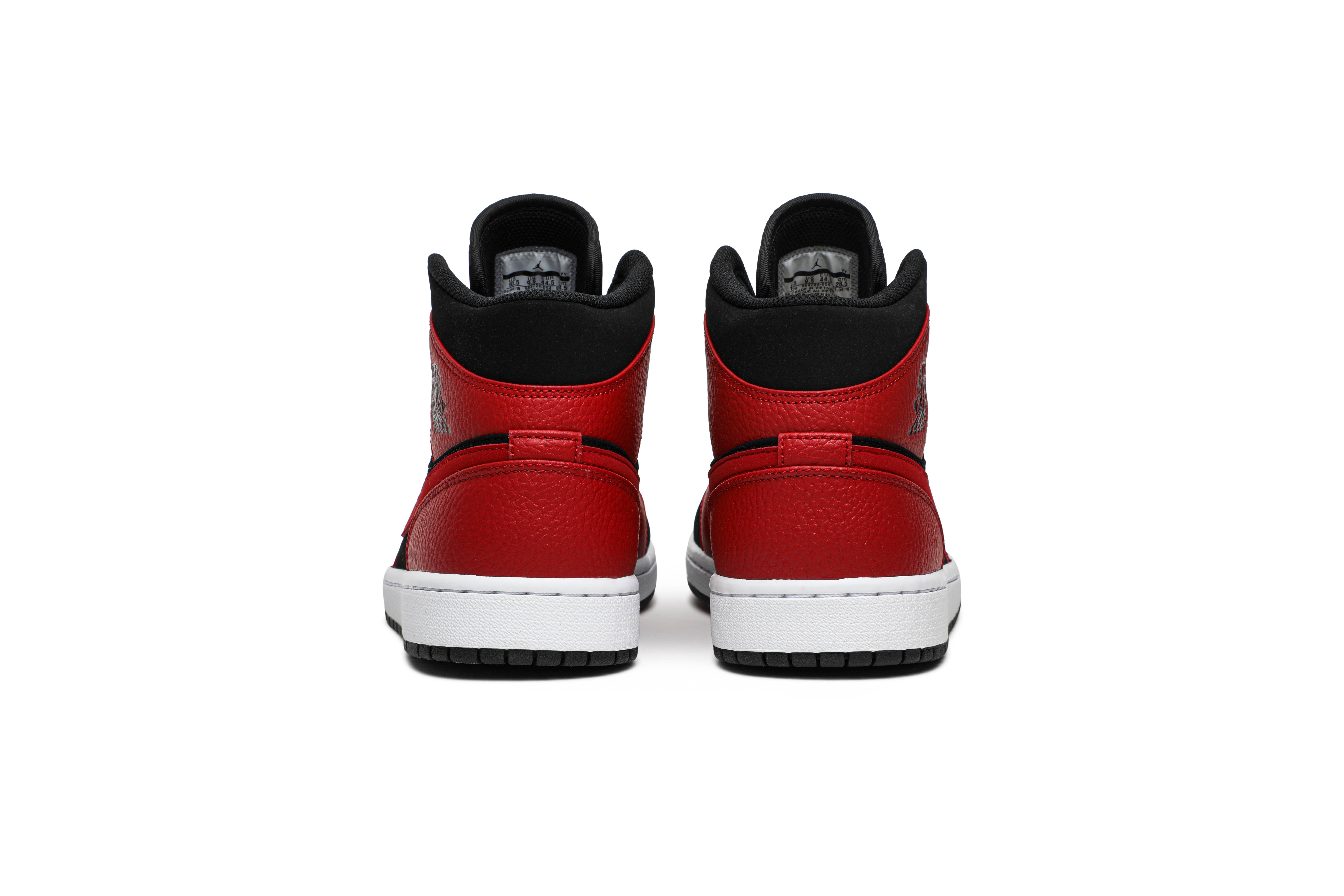 Air Jordan 1 Mid 'Bred' - 6