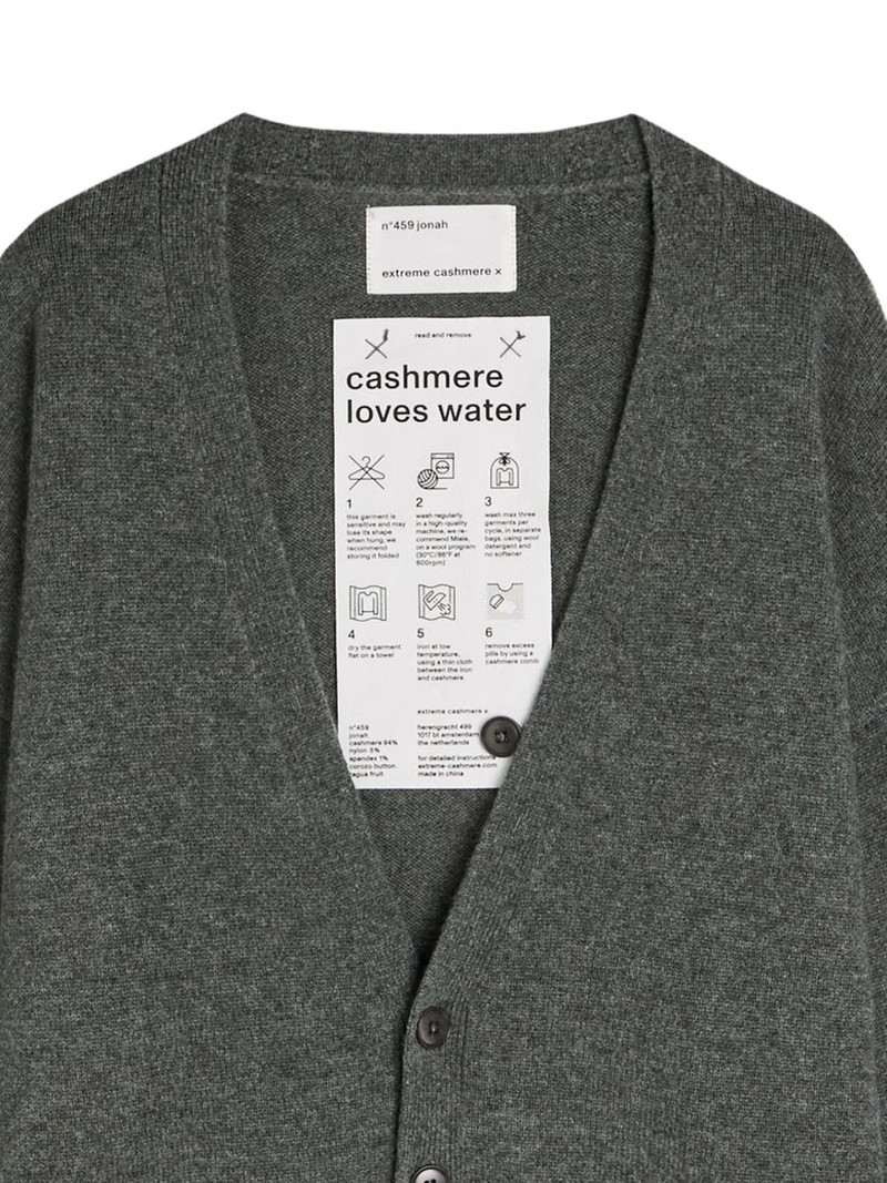 extreme cashmere N°459 Jonah button cardigan outlook