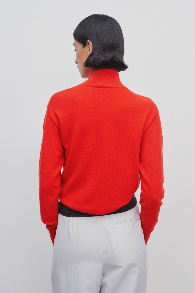 Callan Top in Cashmere 5