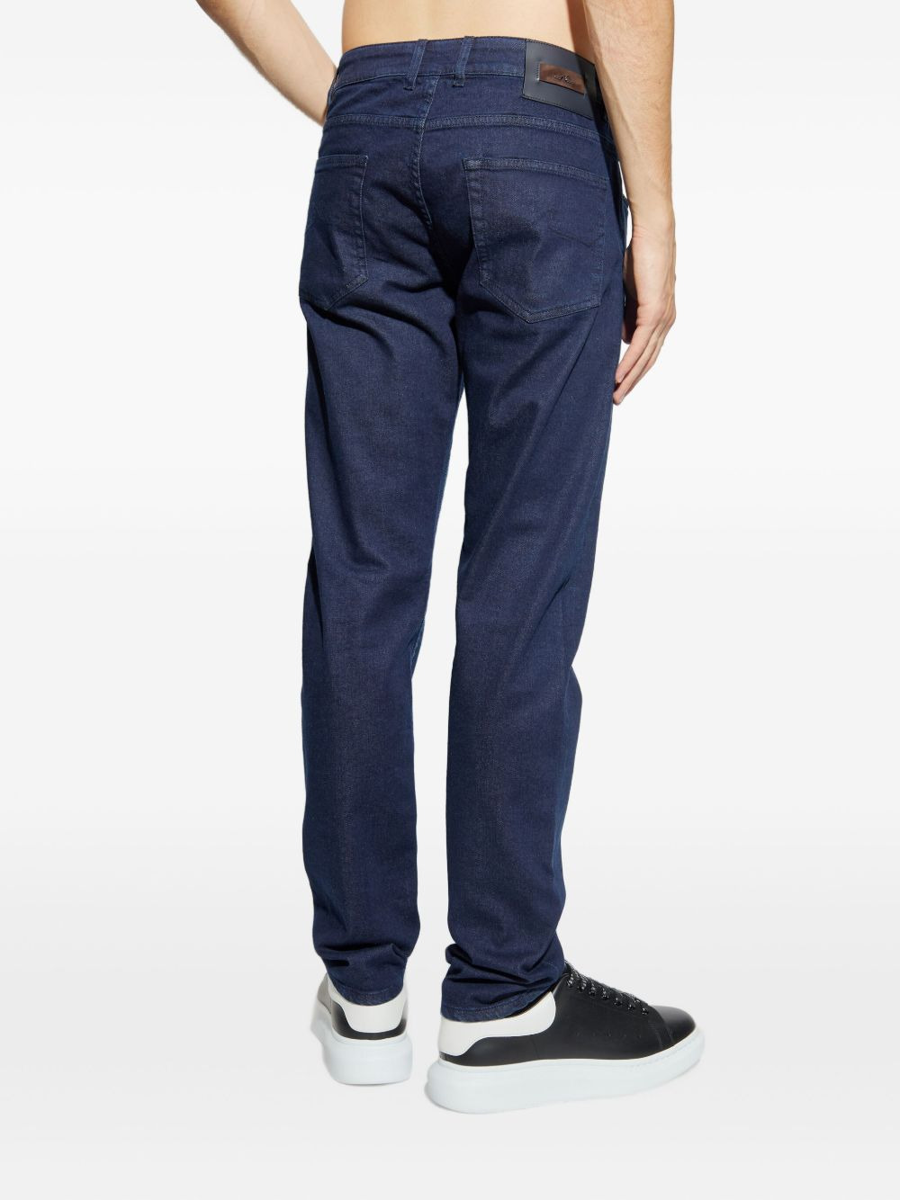shark-keychain jeans - 3