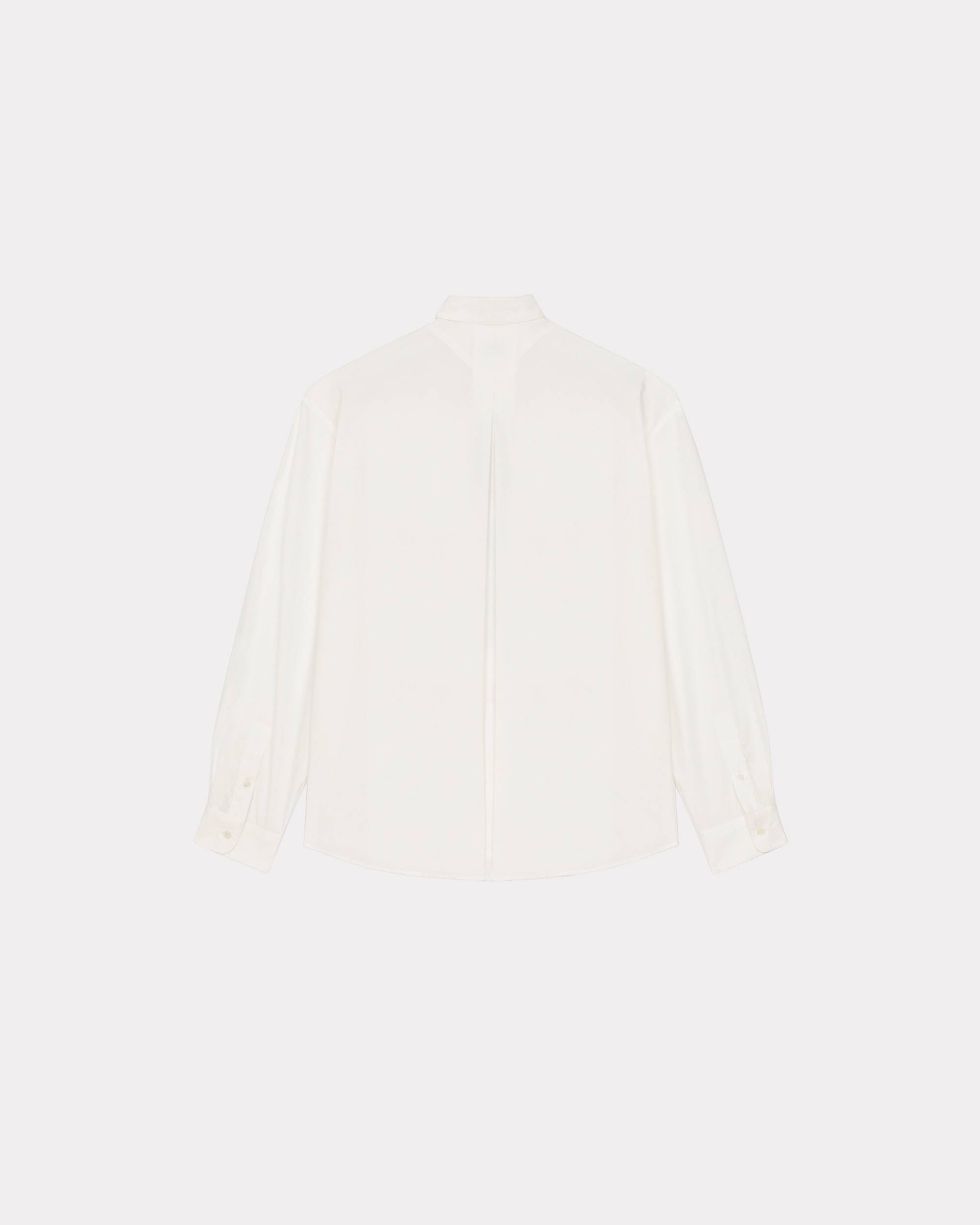 Button closure. - 2