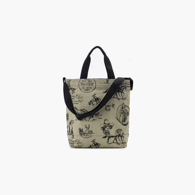 Levi's ICON TOTE outlook